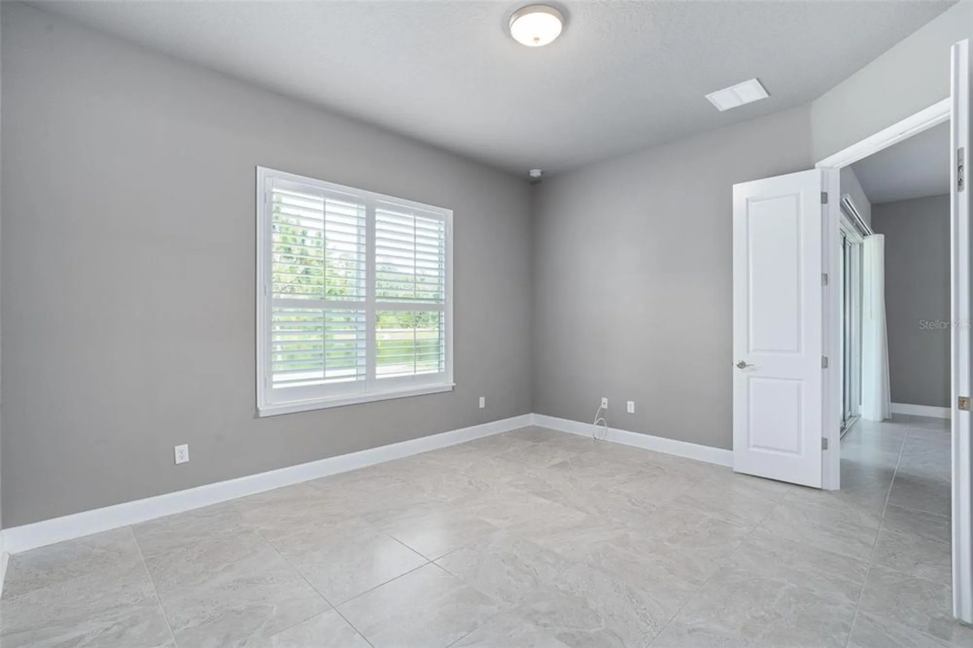 Property Slideshow image 18 of 47 | 856 pinewood dr, Ormond Beach, FL, 32174