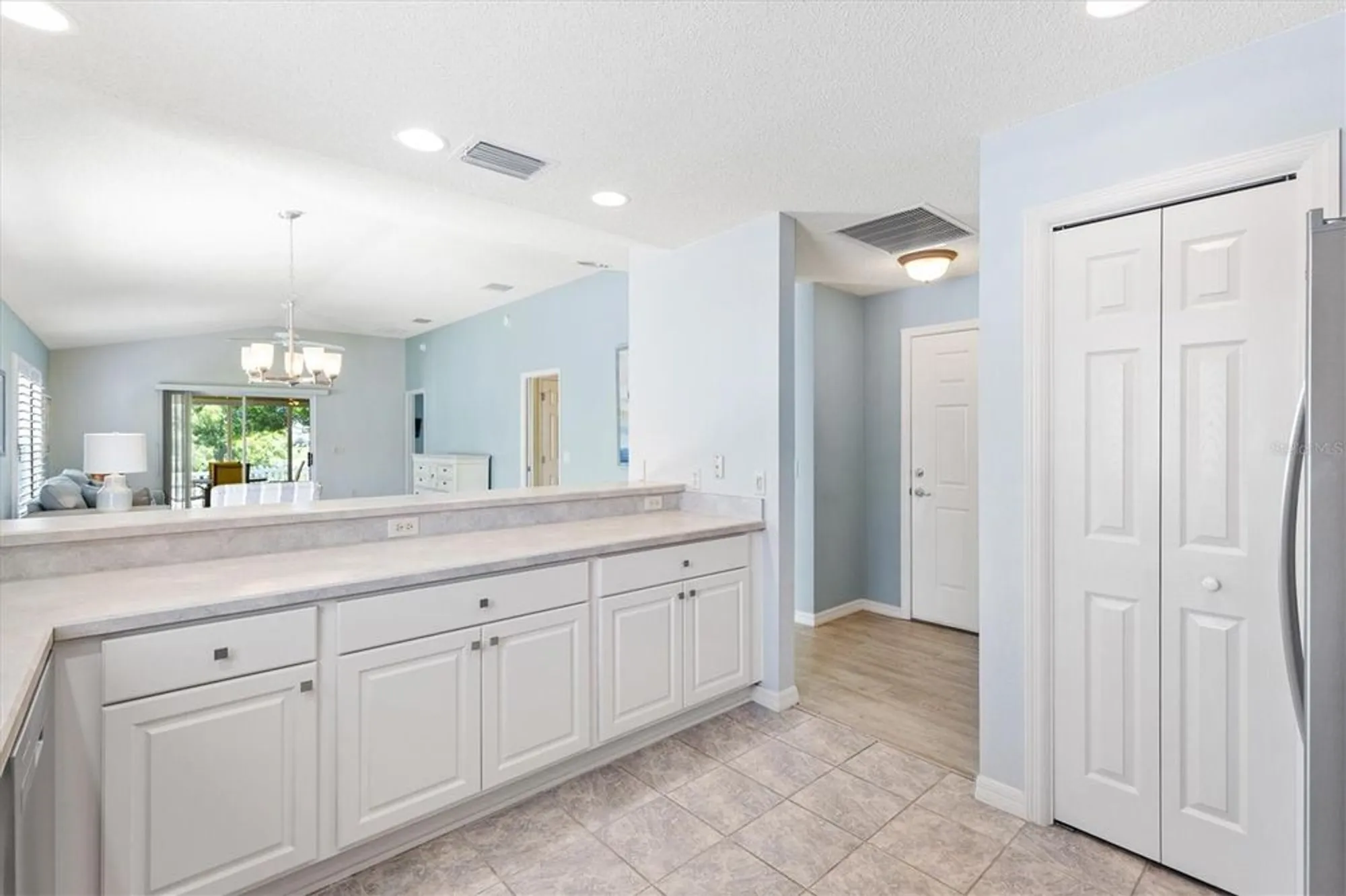 Property Slideshow image 7 of 39 | 16615 se 85th langham ct, The Villages, FL, 32162