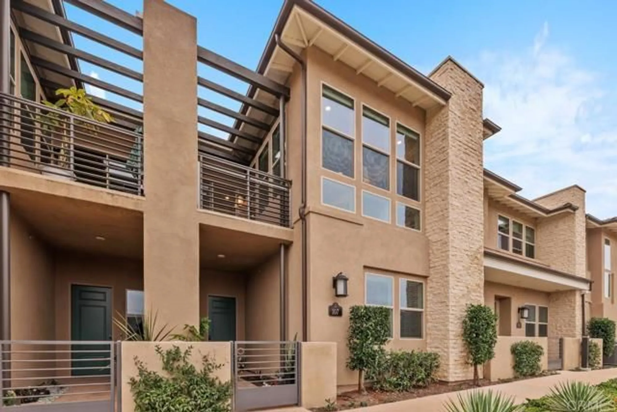 Property Slideshow image 26 of 36 | 16750 coyote bush dr 107, San Diego, CA, 92127