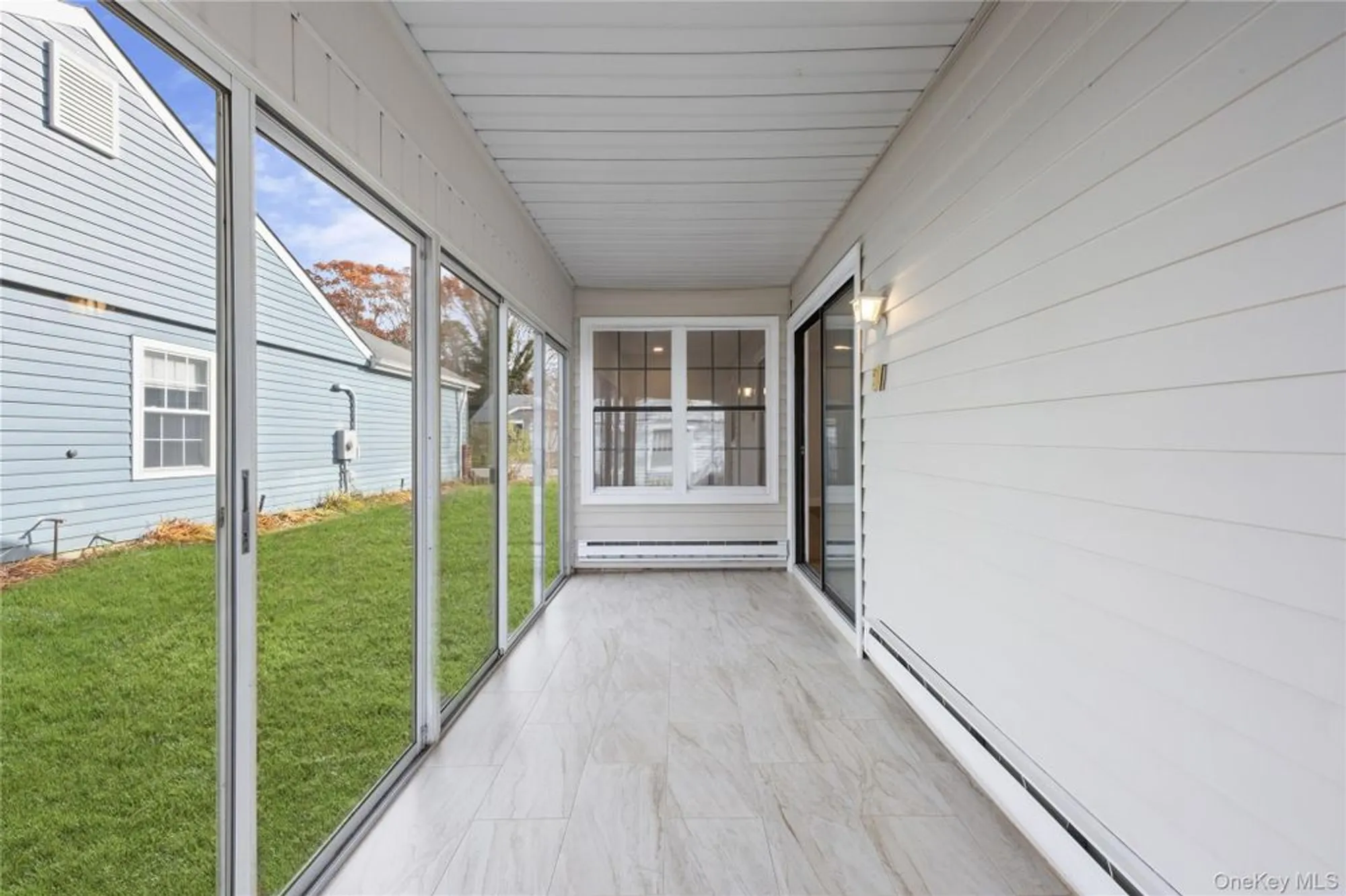 Property Slideshow image 8 of 13 | 145 edinburgh dr, Ridge, NY, 11961