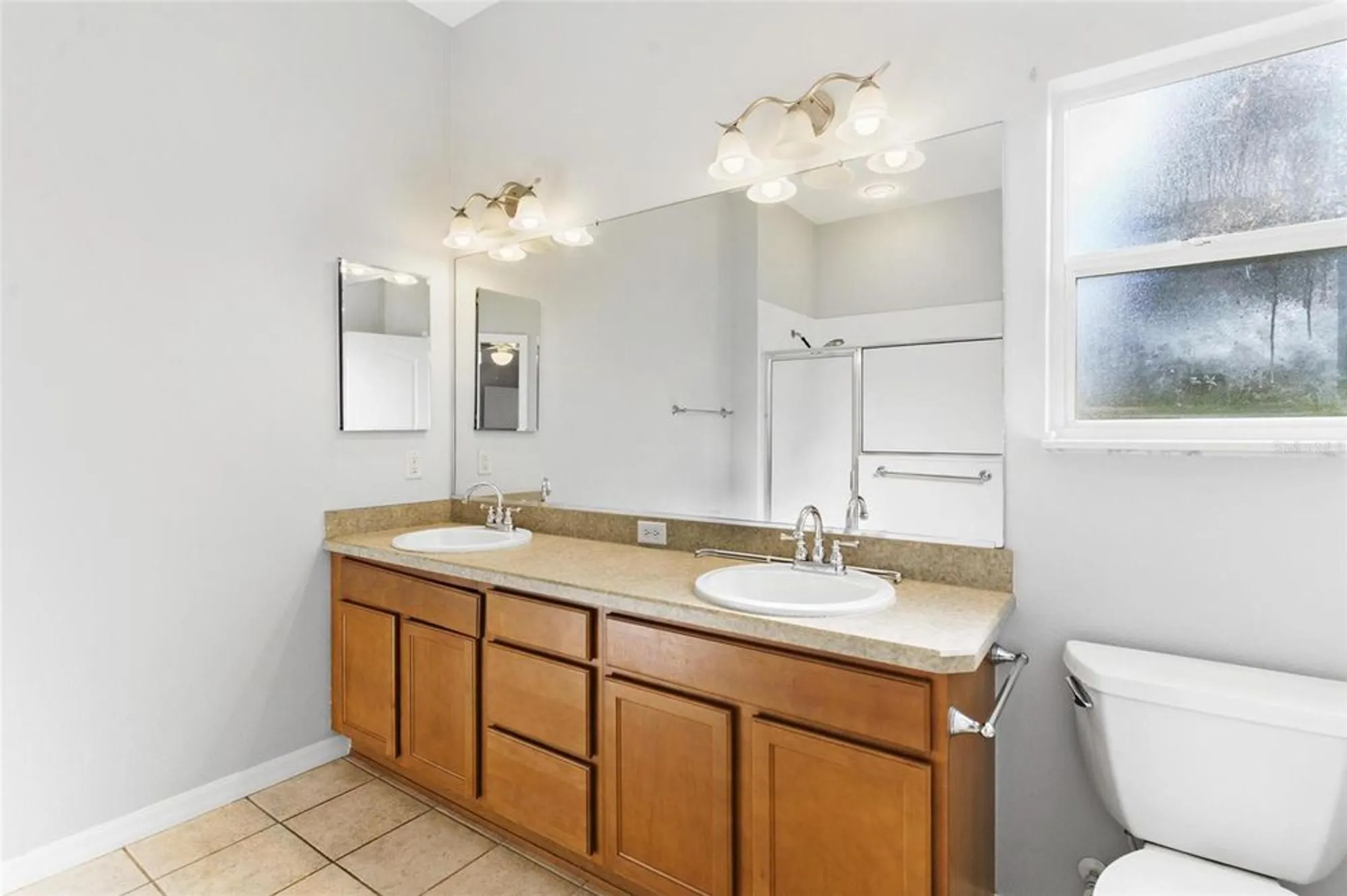 Property Slideshow image 21 of 44 | 471 gaskin ln, The Villages, FL, 32162