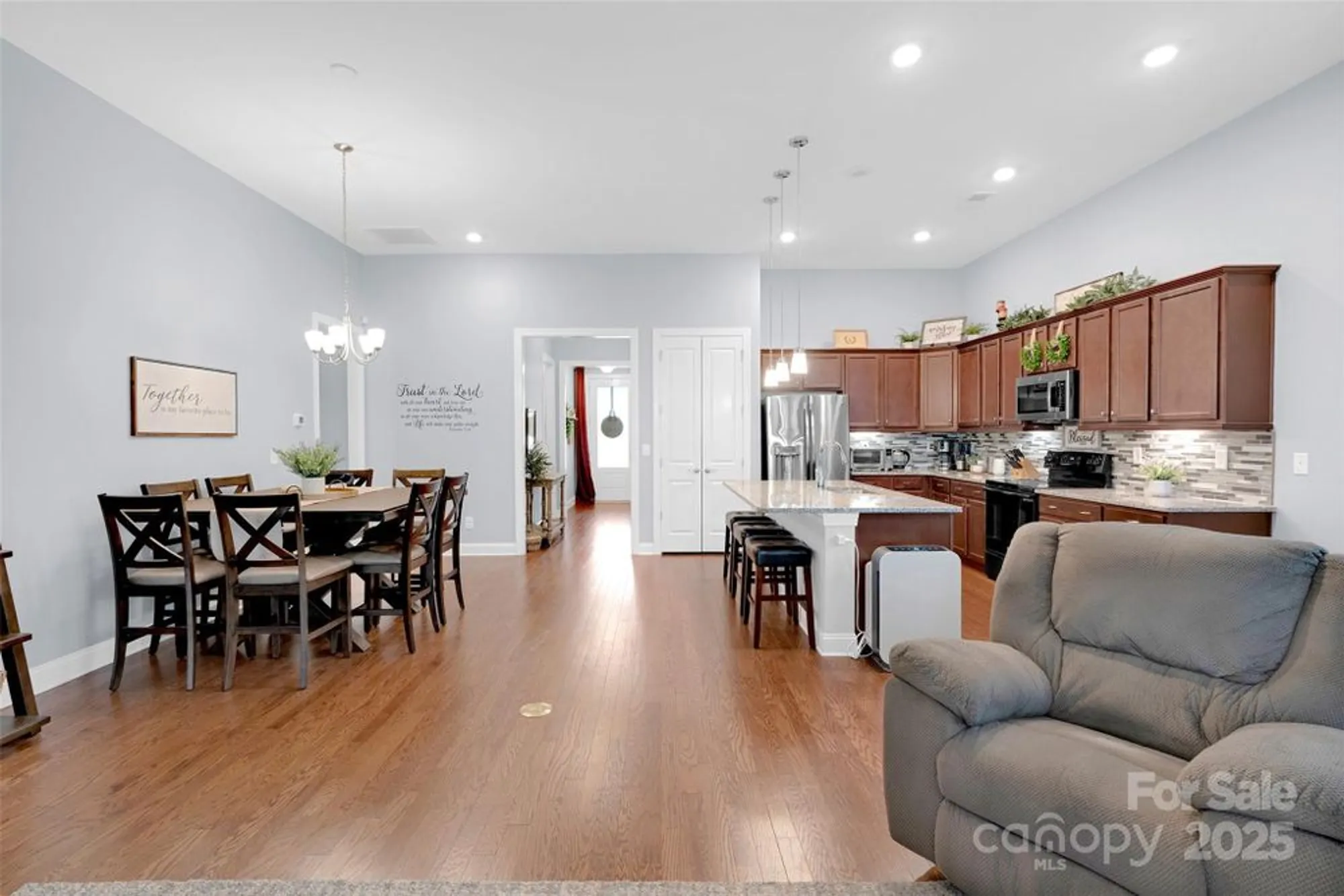 Property Slideshow image 11 of 45 | 8206 festival way, Charlotte, NC, 28215