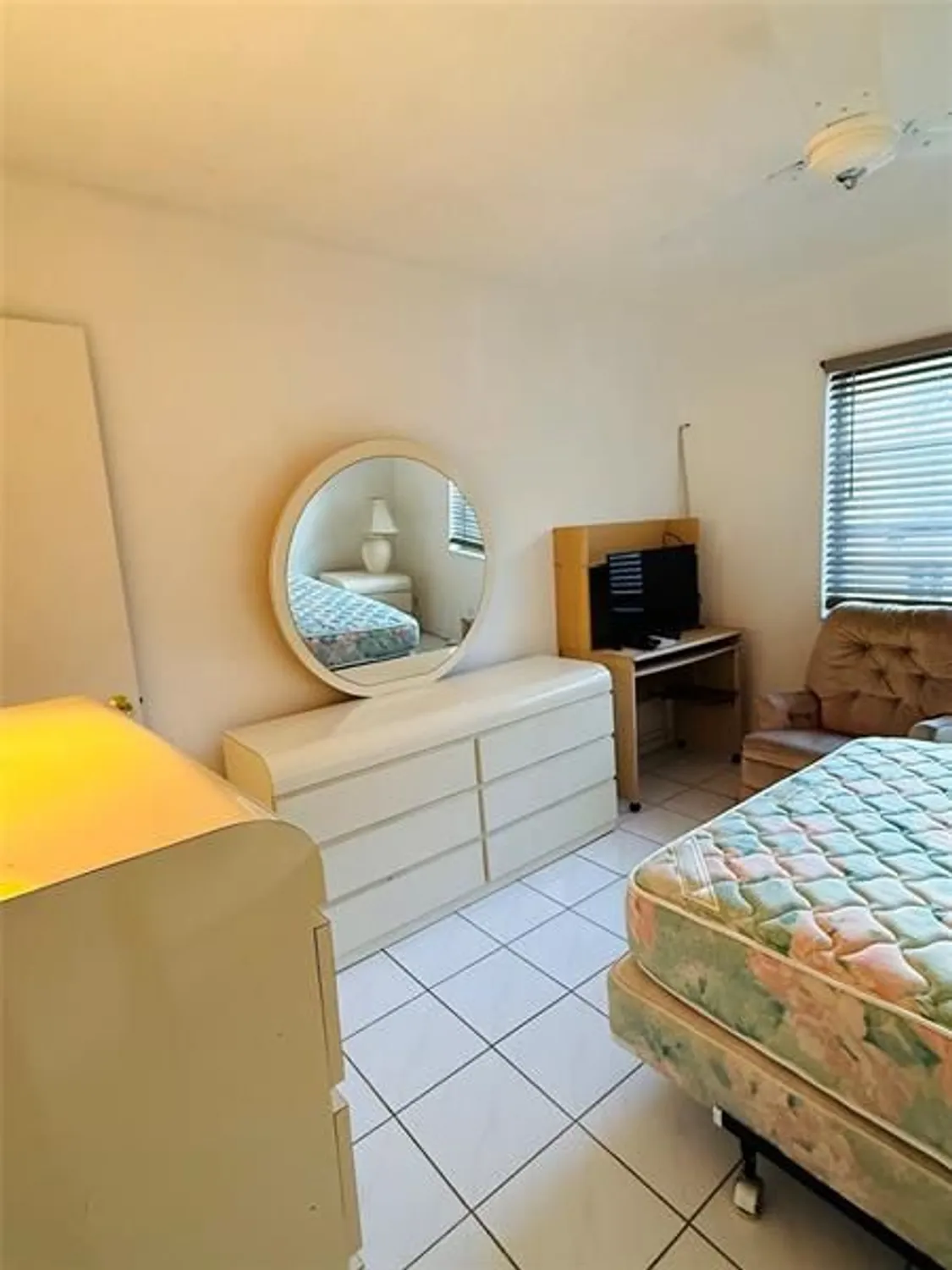 Property Slideshow image 16 of 18 | 3081 nw 47th ter 206, Lauderdale Lakes, FL, 33313