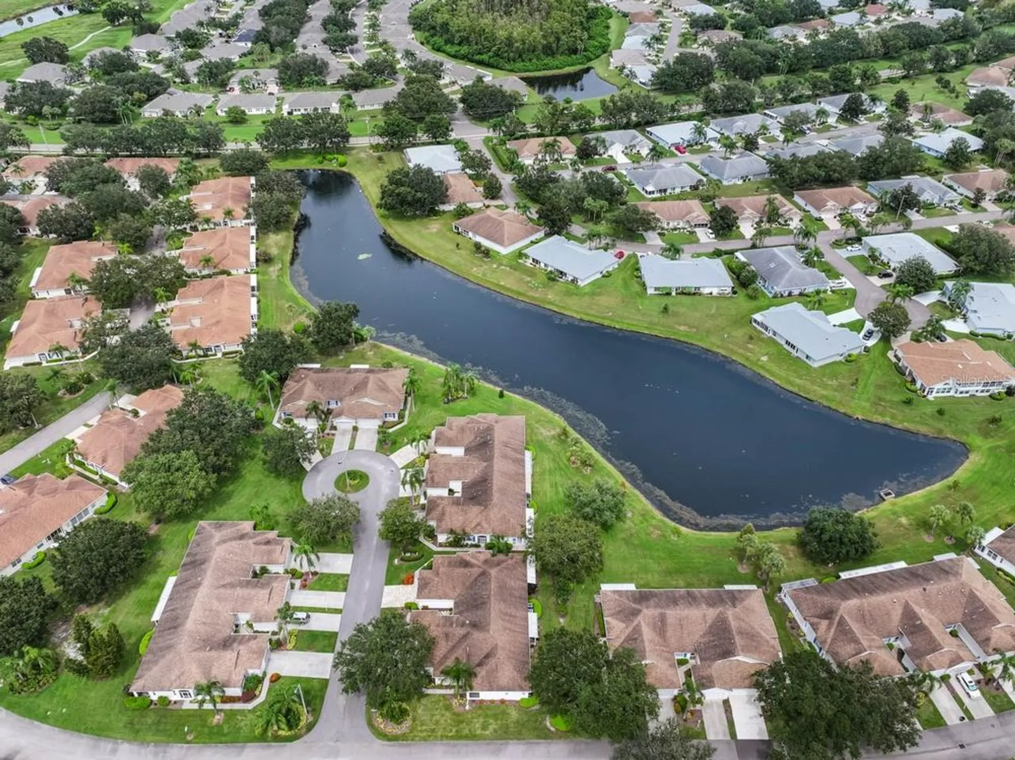 Property Slideshow image 39 of 47 | 1012 radison lake ct 59, Sun City Center, FL, 33573