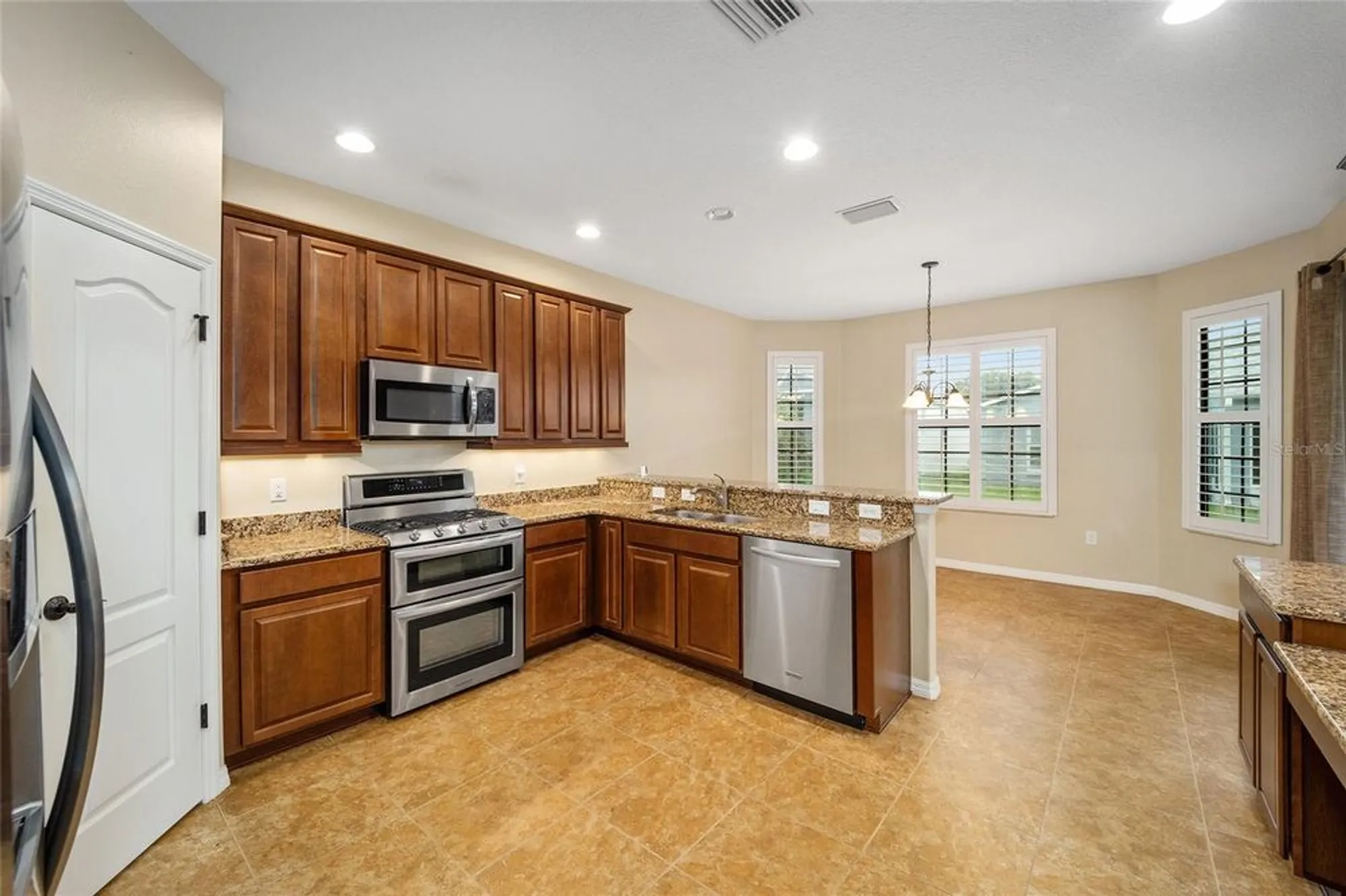 Property Slideshow image 20 of 47 | 16292 sw 13th ter, Ocala, FL, 34473