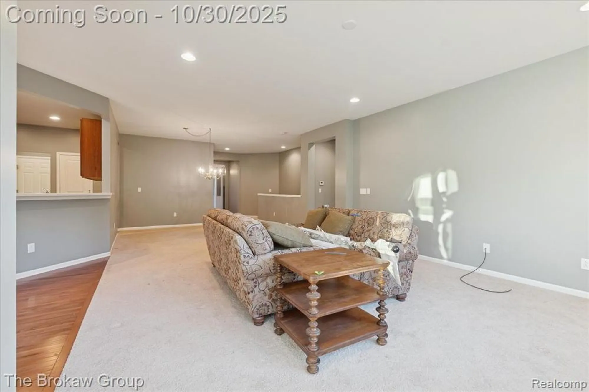 Property Slideshow image 17 of 49 | 6334 prairie dunes dr, Grand Blanc, MI, 48439