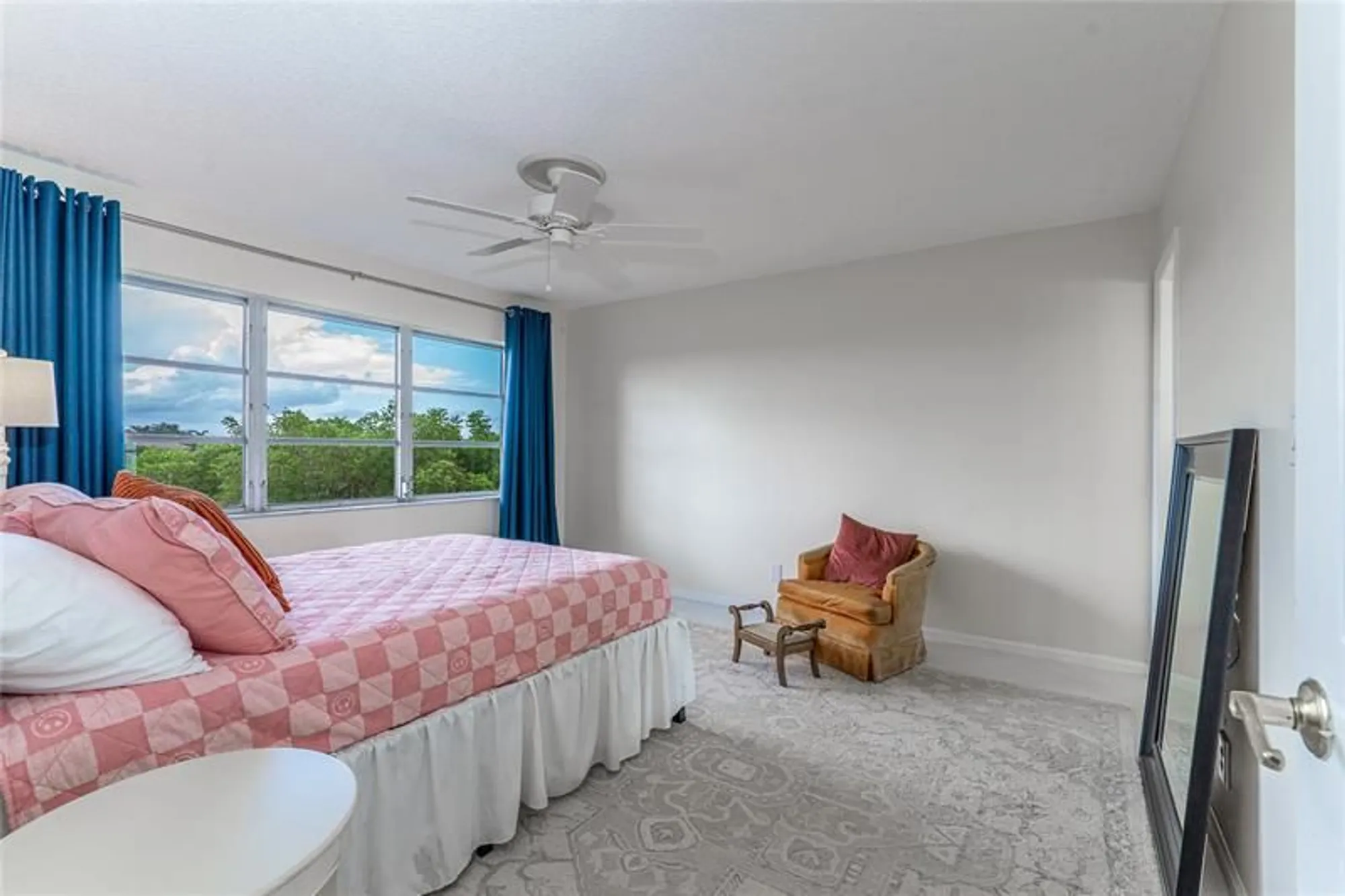 Property Slideshow image 16 of 59 | 9411 n hollybrook lake dr apt 309, Pembroke Pines, FL, 33025