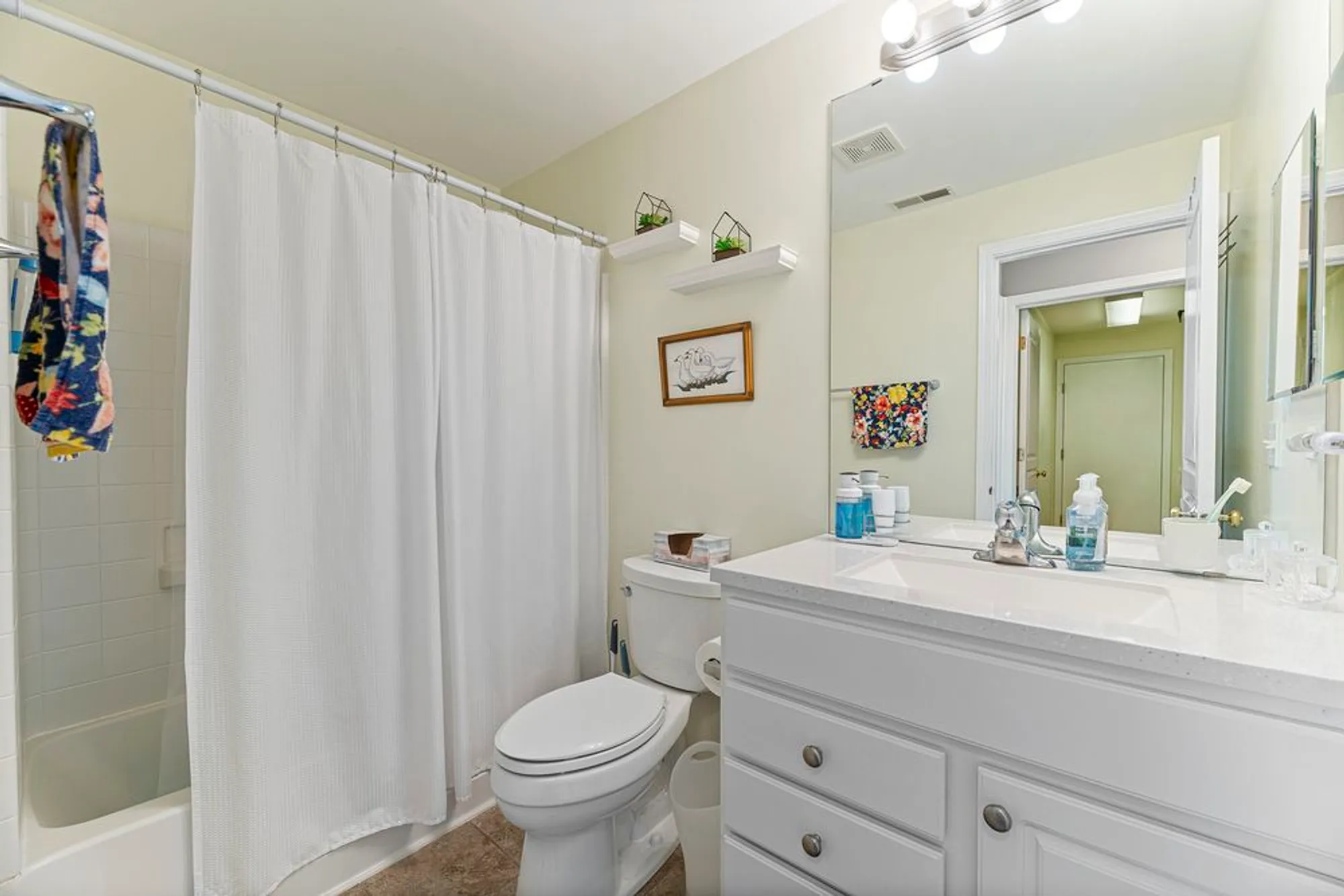 Property Slideshow image 16 of 33 | 12963 penefield ln, Huntley, IL, 60142