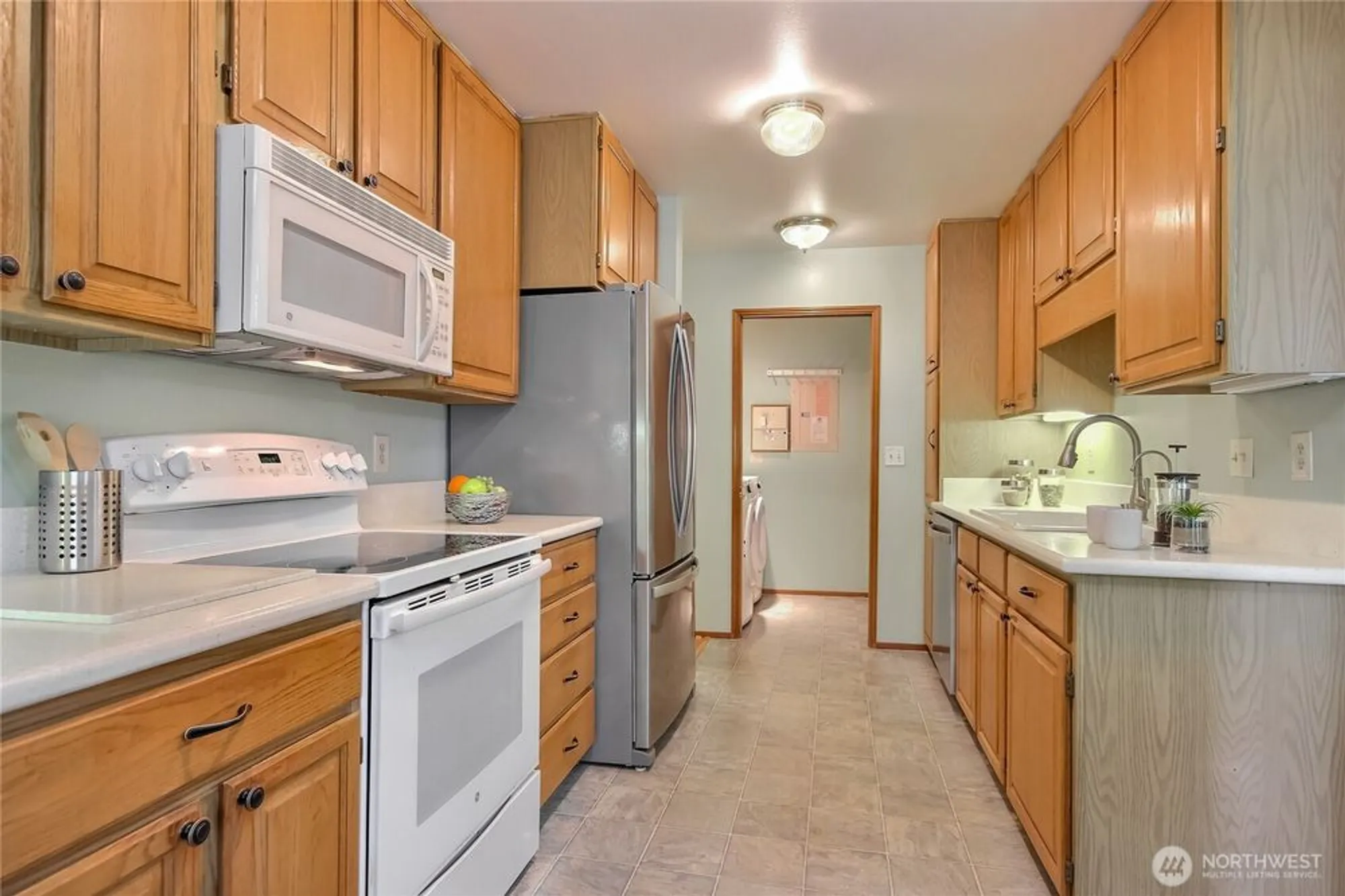 Property Slideshow image 12 of 40 | 4106 221st pl se # 1072, Issaquah, WA, 98029