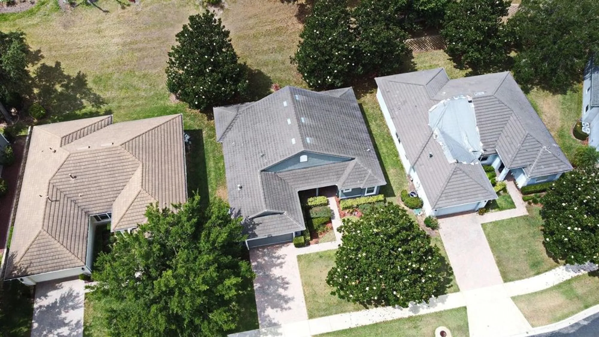 Property Slideshow image 4 of 48 | 2503 squaw crk, Clermont, FL, 34711