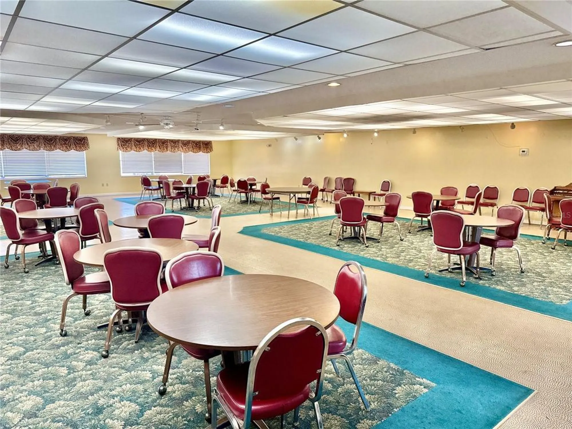 Property Slideshow image 42 of 46 | 5970 80th st n unit 411, St Petersburg, FL, 33709