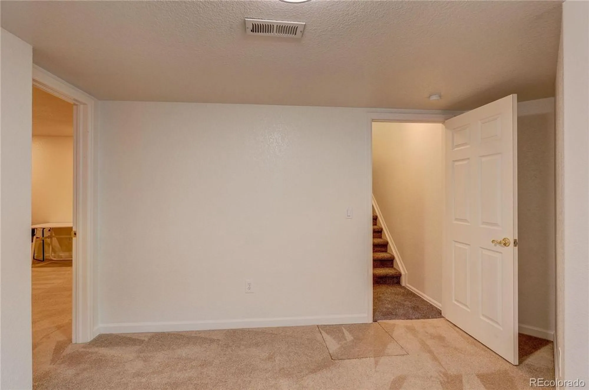 Property Slideshow image 35 of 45 | 22460 e heritage pkwy, Aurora, CO, 80016