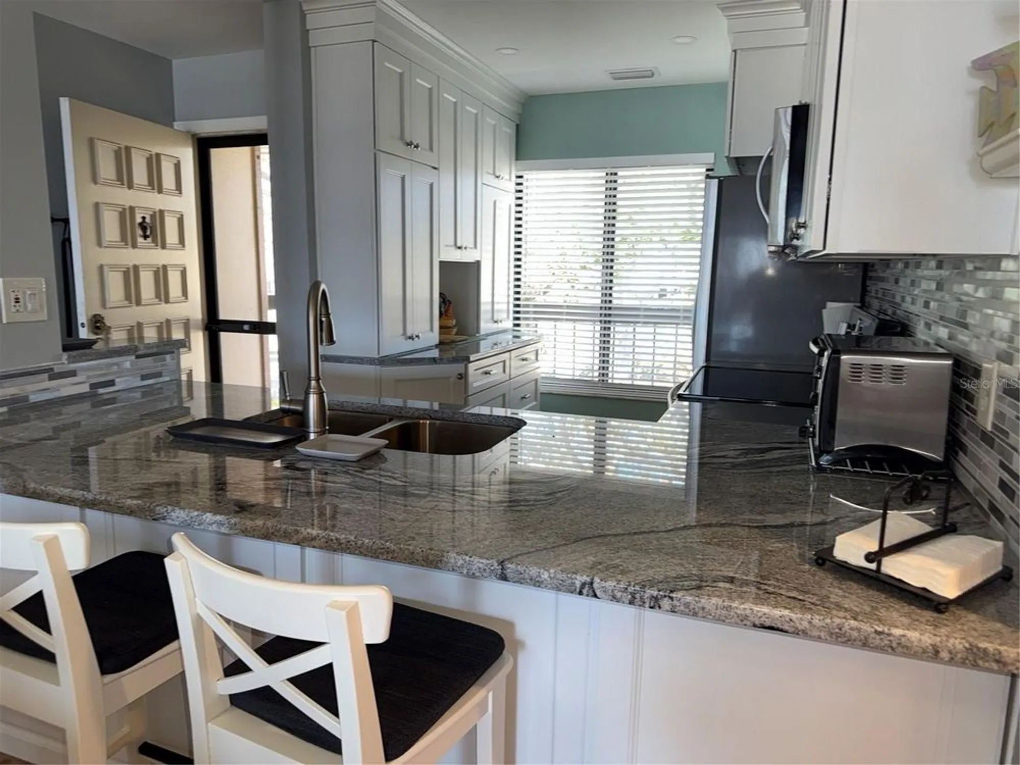 Property Slideshow image 13 of 35 | 6268 palma del mar blvd s apt 215, St Petersburg, FL, 33715