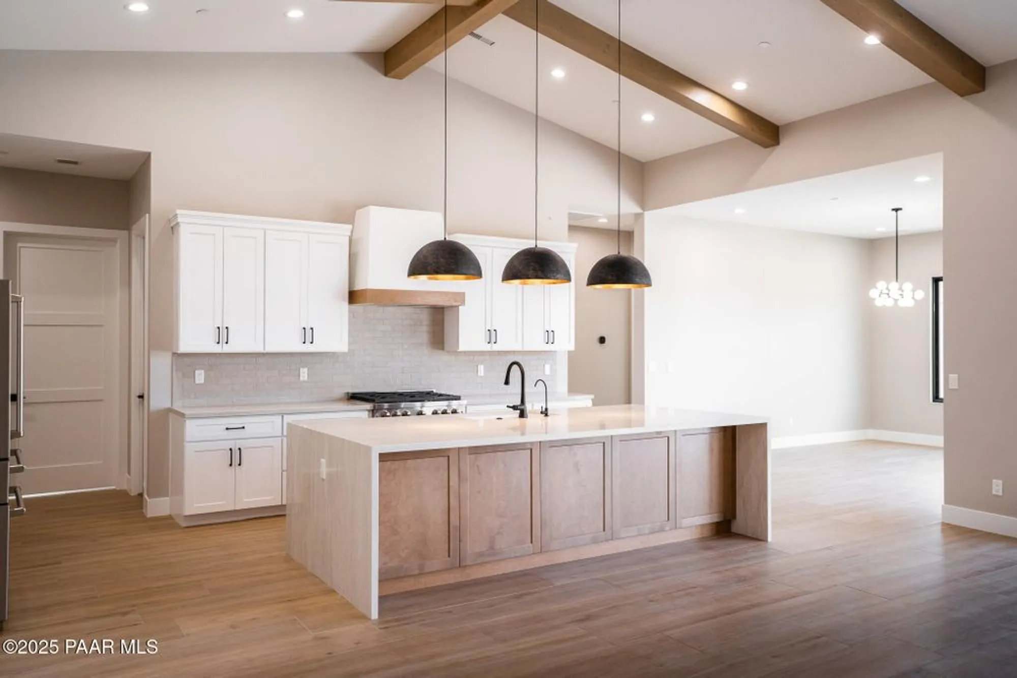 Property Slideshow image 9 of 50 | 1163 sunrise blvd, Prescott, AZ, 86301