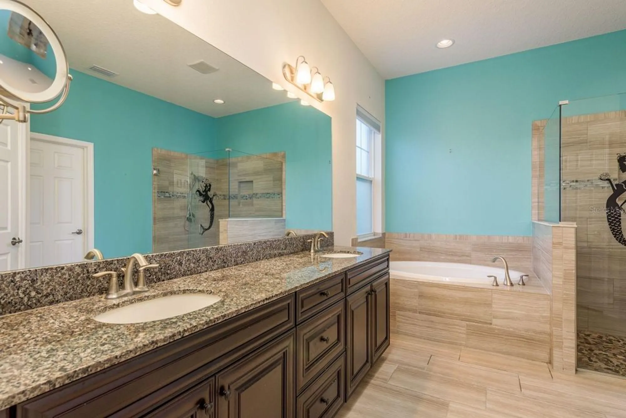 Property Slideshow image 17 of 43 | 5116 coastal scene dr, Apollo Beach, FL, 33572