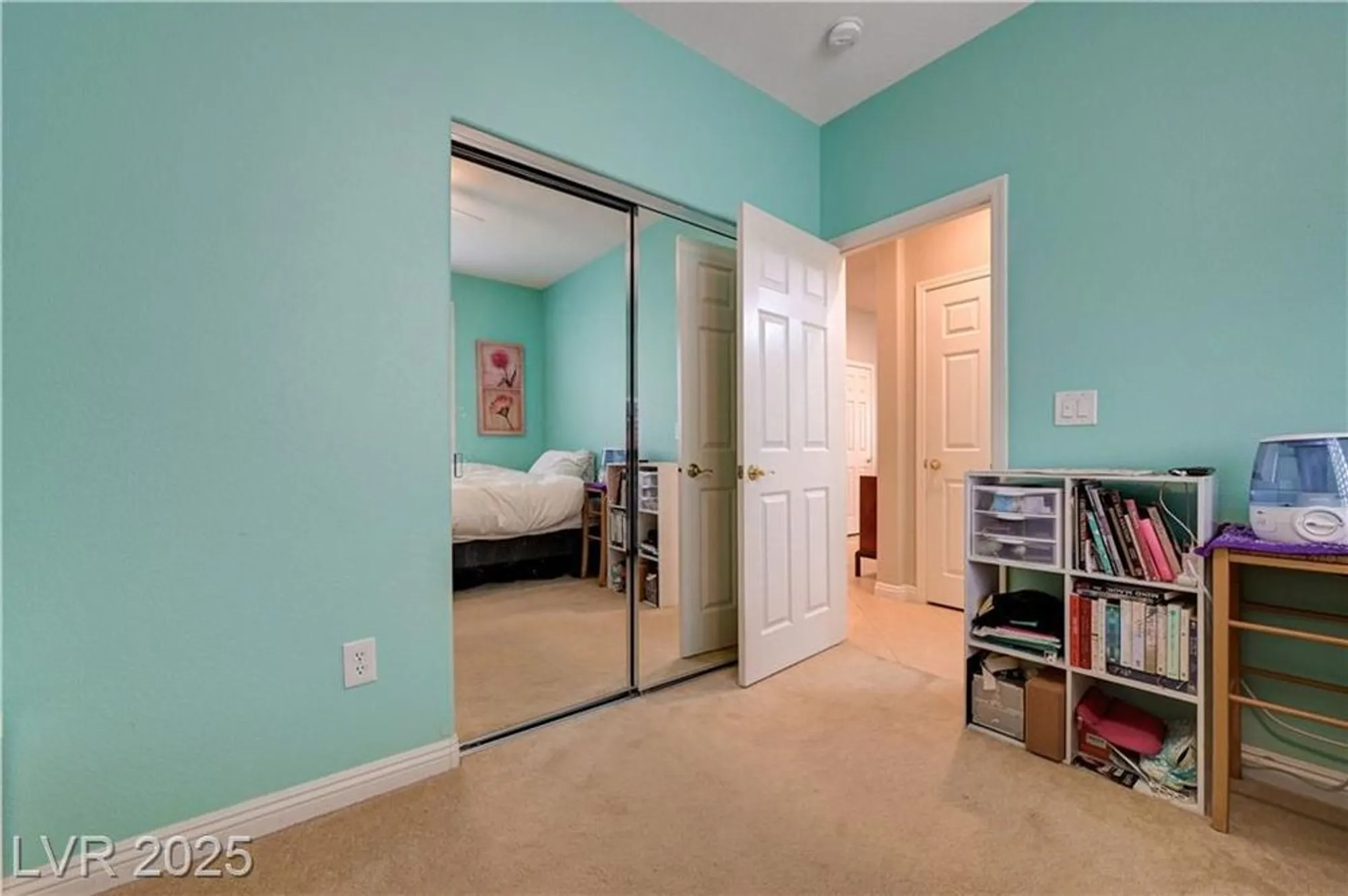 Property Slideshow image 25 of 99 | 10241 premia pl, Las Vegas, NV, 89135