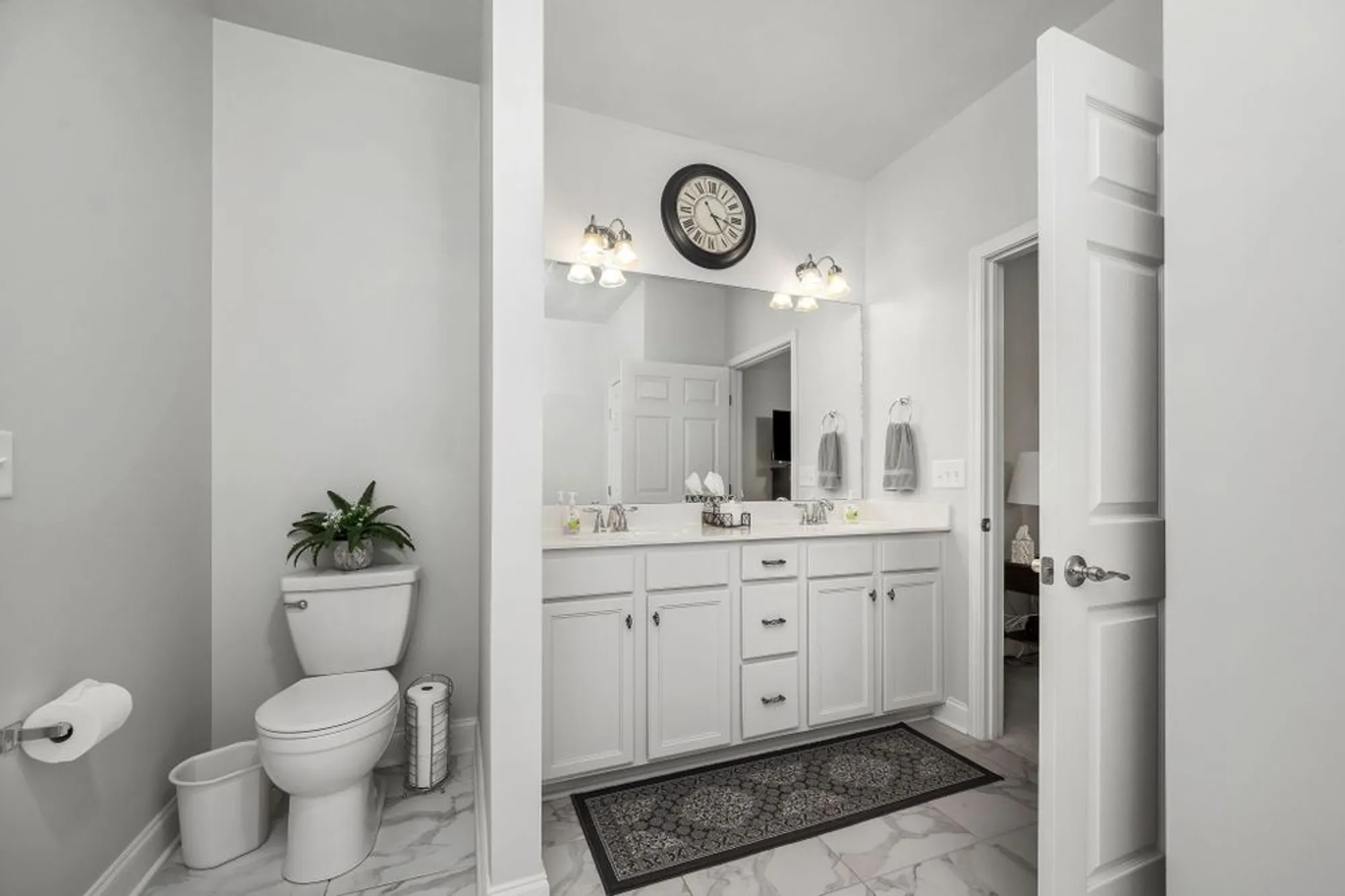 Property Slideshow image 22 of 52 | 266 meandering dr, Lebanon, TN, 37090