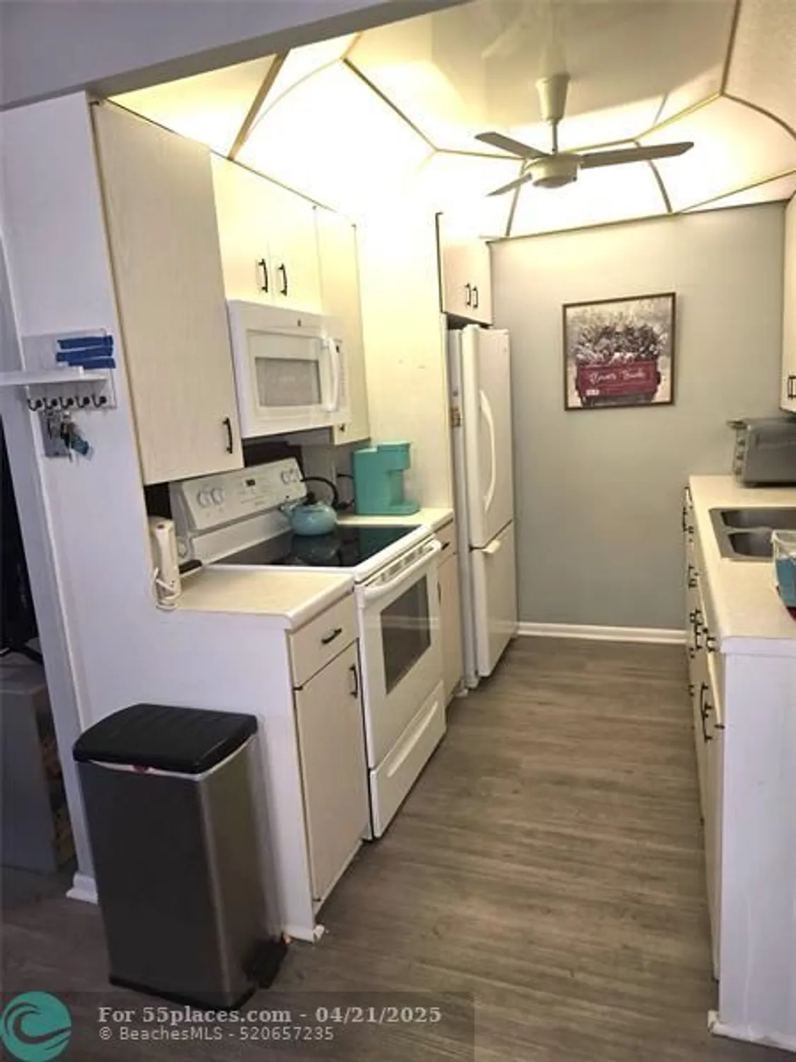 Property Slideshow image 6 of 25 | 2150 cambridge g # 2150, Deerfield Beach, FL, 33442