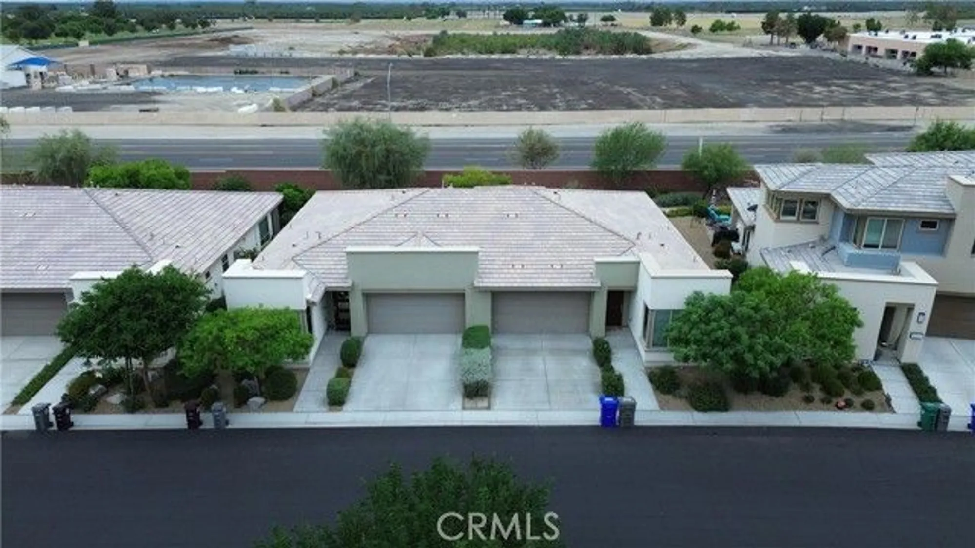 Property Slideshow image 24 of 36 | 82663 rosewood dr, Indio, CA, 92201