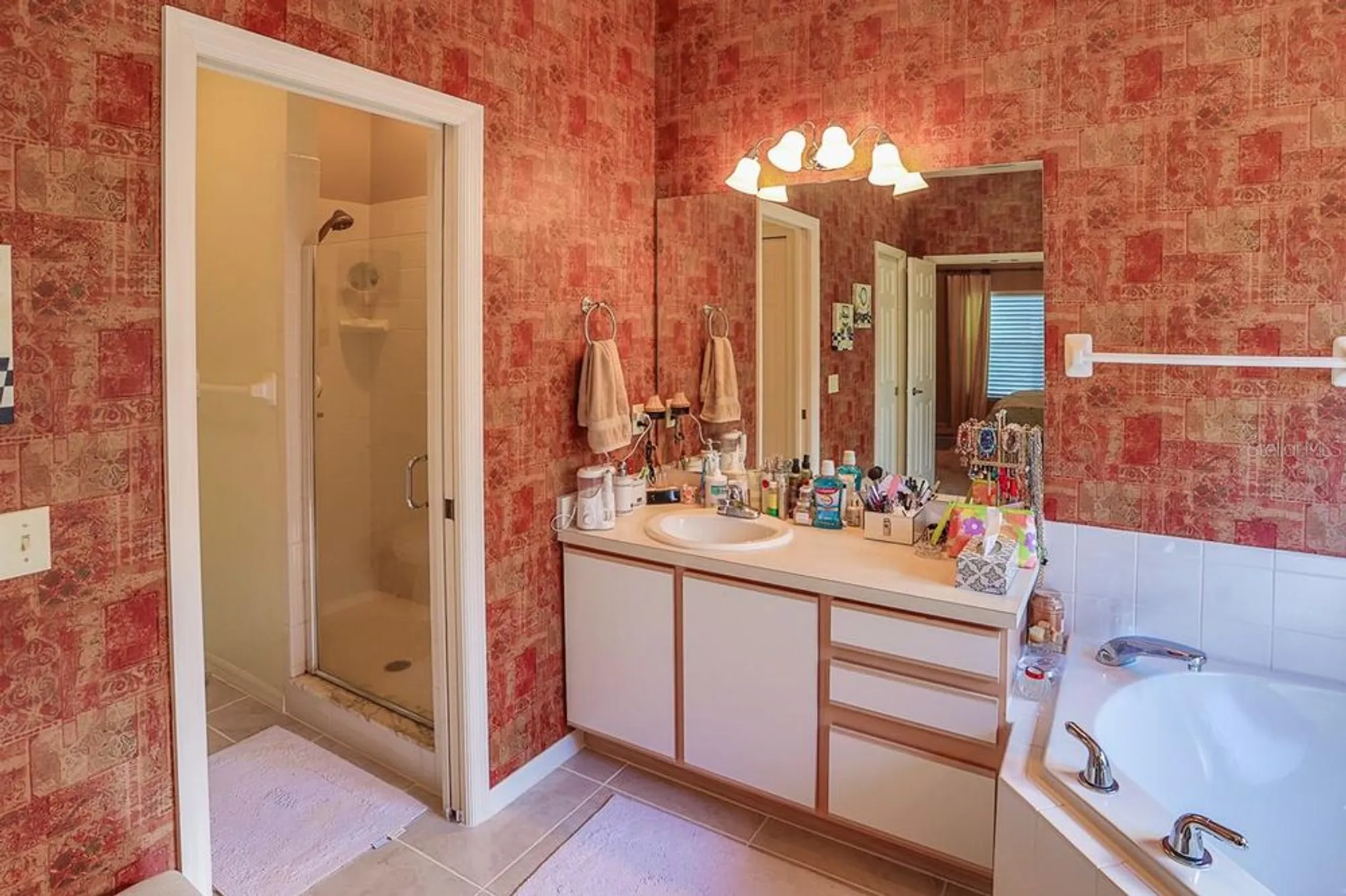 Property Slideshow image 14 of 41 | 4249 berwick dr, Lake Wales, FL, 33859