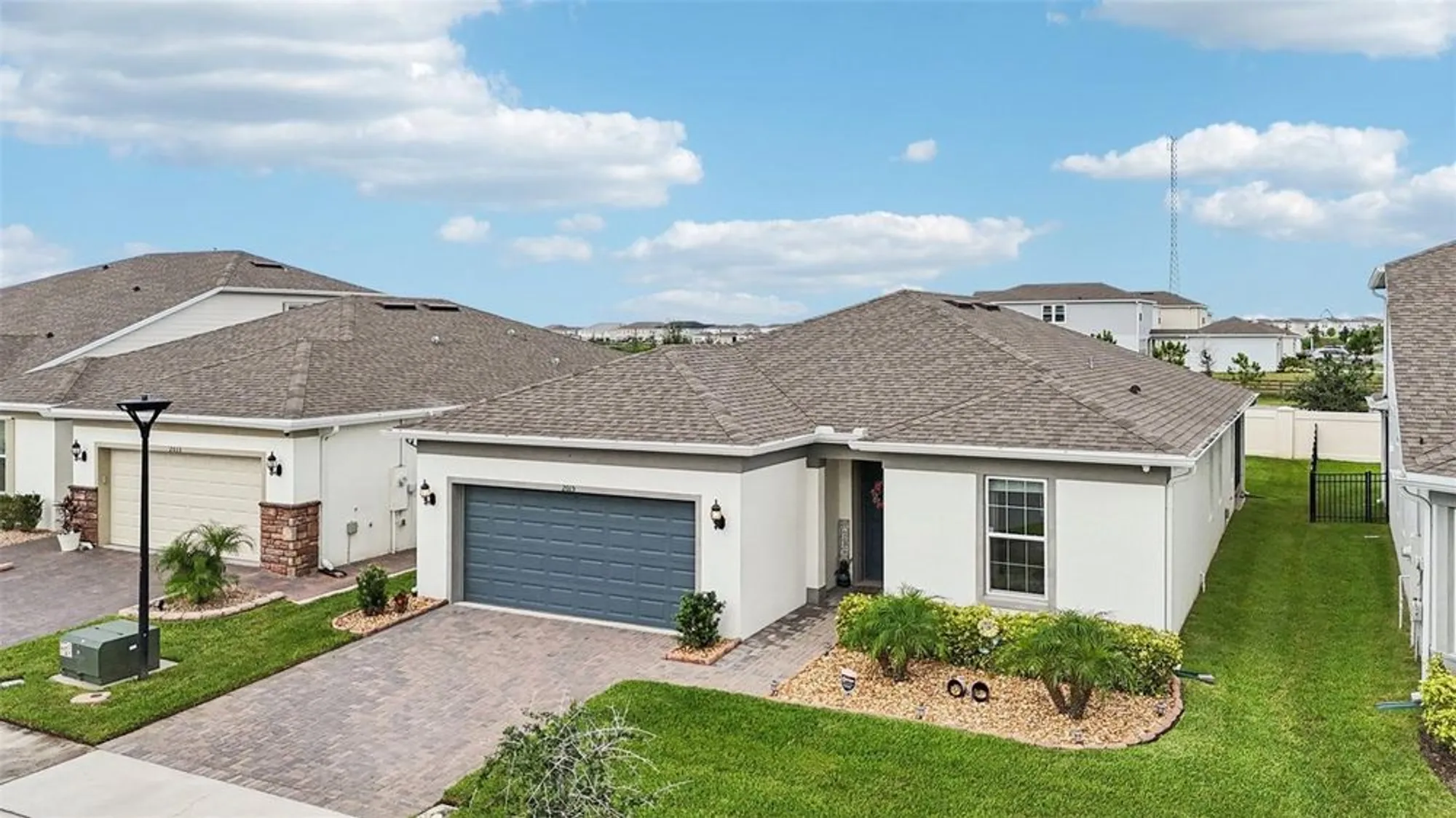 Property Slideshow image 41 of 49 | 2015 spring shower cir, Kissimmee, FL, 34744