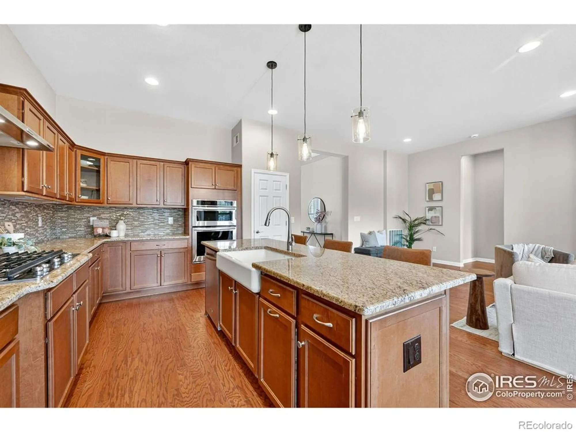Property Slideshow image 17 of 44 | 15875 wild horse dr, Broomfield, CO, 80023
