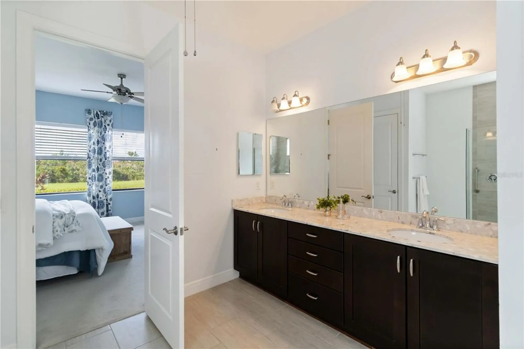 Property Slideshow image 18 of 75 | 10618 corkwood ct, Venice, FL, 34293