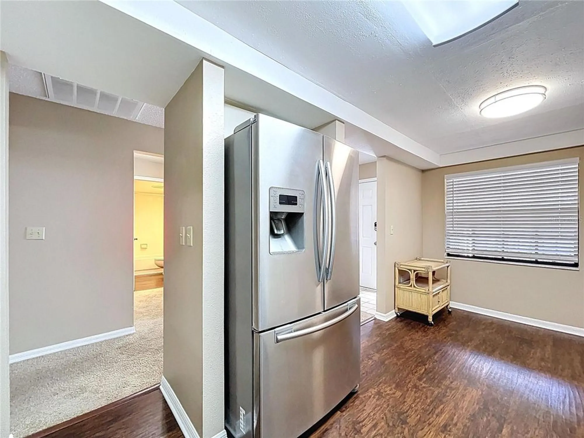 Property Slideshow image 19 of 59 | 2020 lakeview dr apt 203, Clearwater, FL, 33763