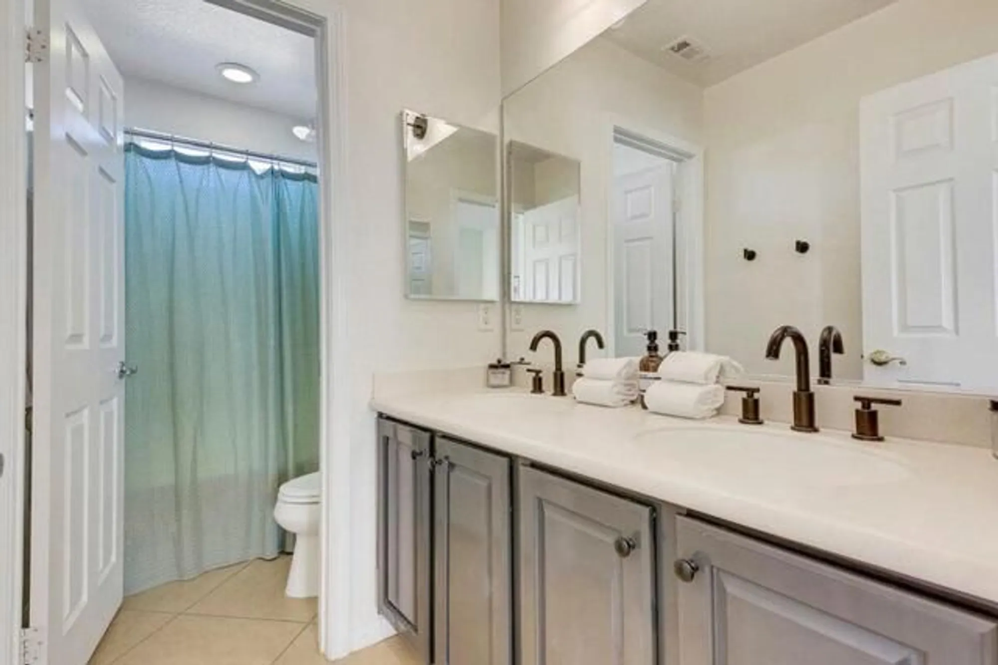 Property Slideshow image 28 of 66 | 84400 onda dr, Indio, CA, 92203