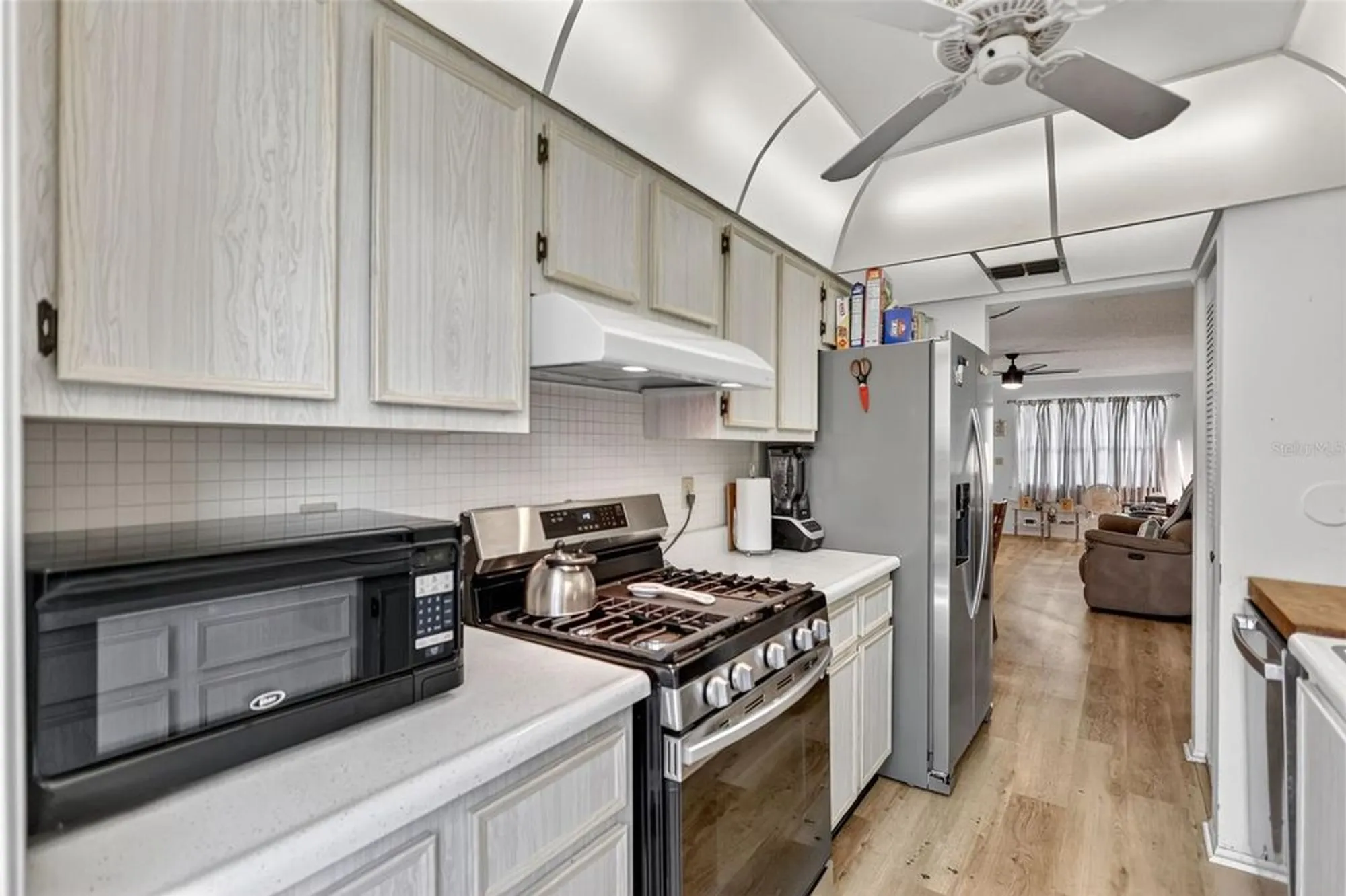 Property Slideshow image 17 of 36 | 5975 terrace park dr n unit 209, Saint Petersburg, FL, 33709