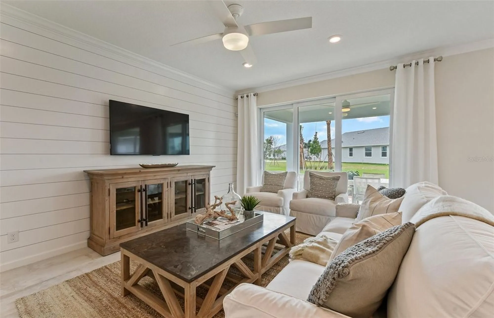 Property Slideshow image 14 of 33 | 2711 serenity meadow dr, Kissimmee, FL, 34744
