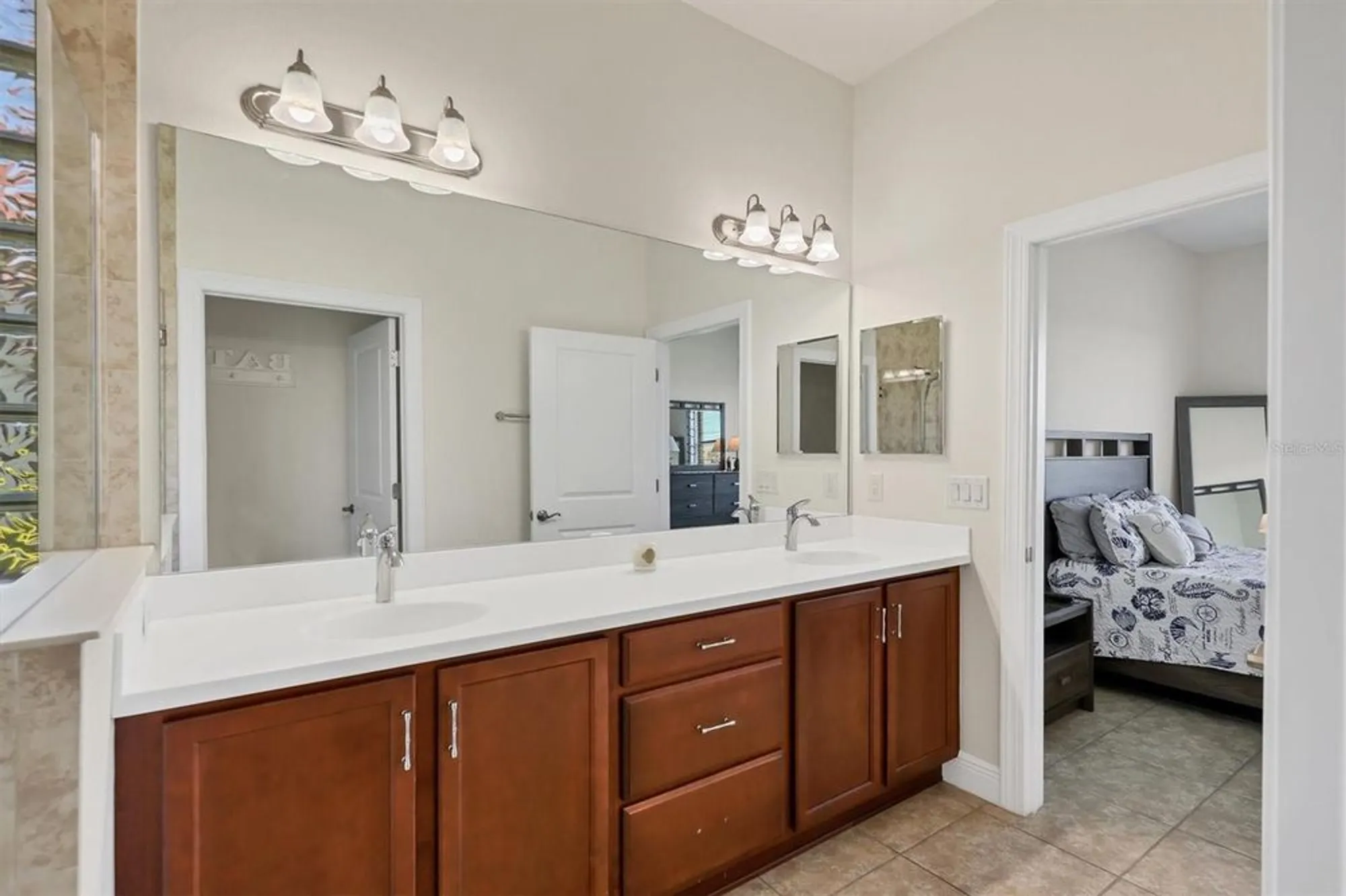 Property Slideshow image 20 of 58 | 10424 crooked creek dr, Venice, FL, 34293