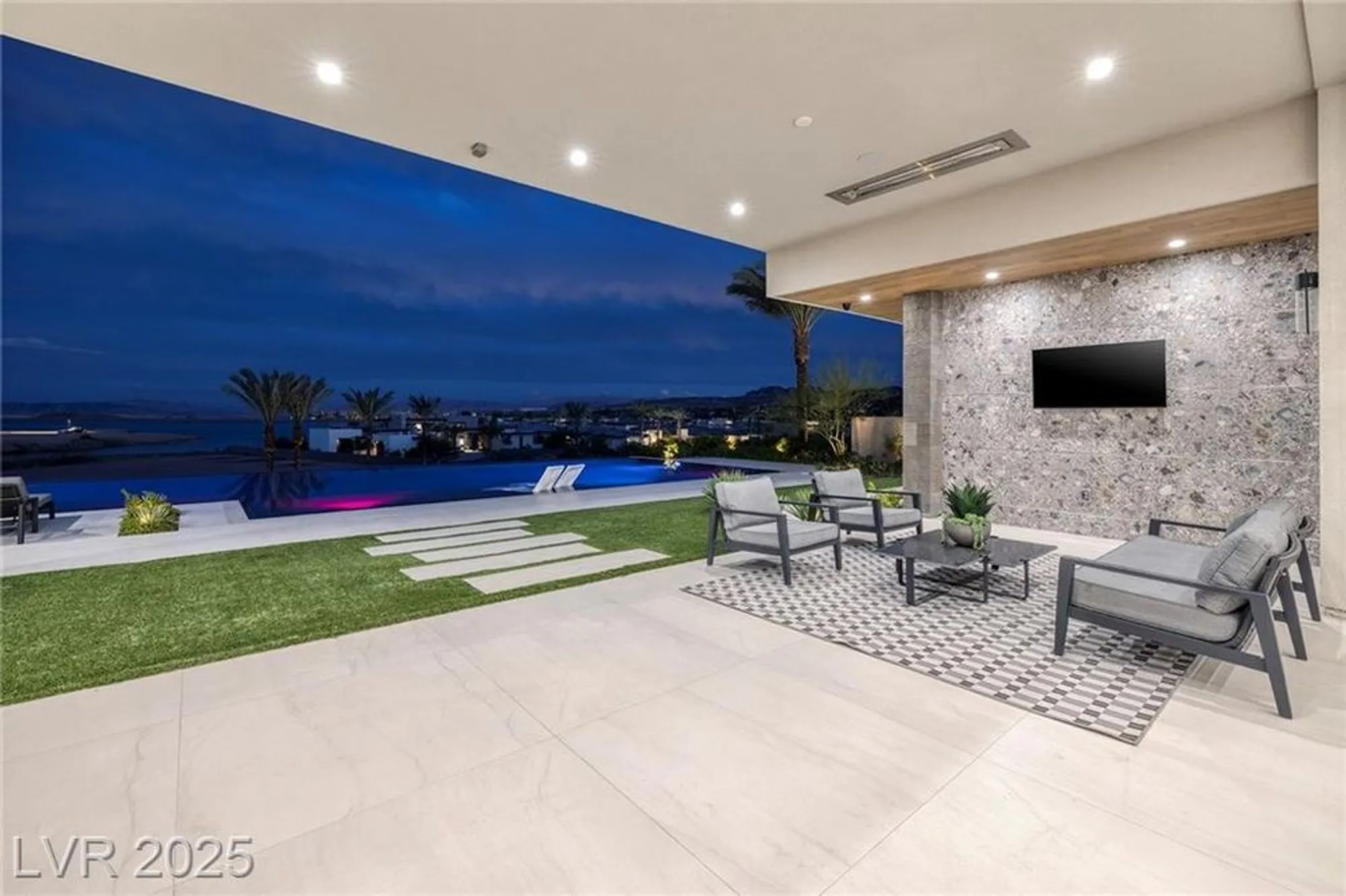 Property Slideshow image 6 of 66 | 12 rainbow point pl, Henderson, NV, 89011