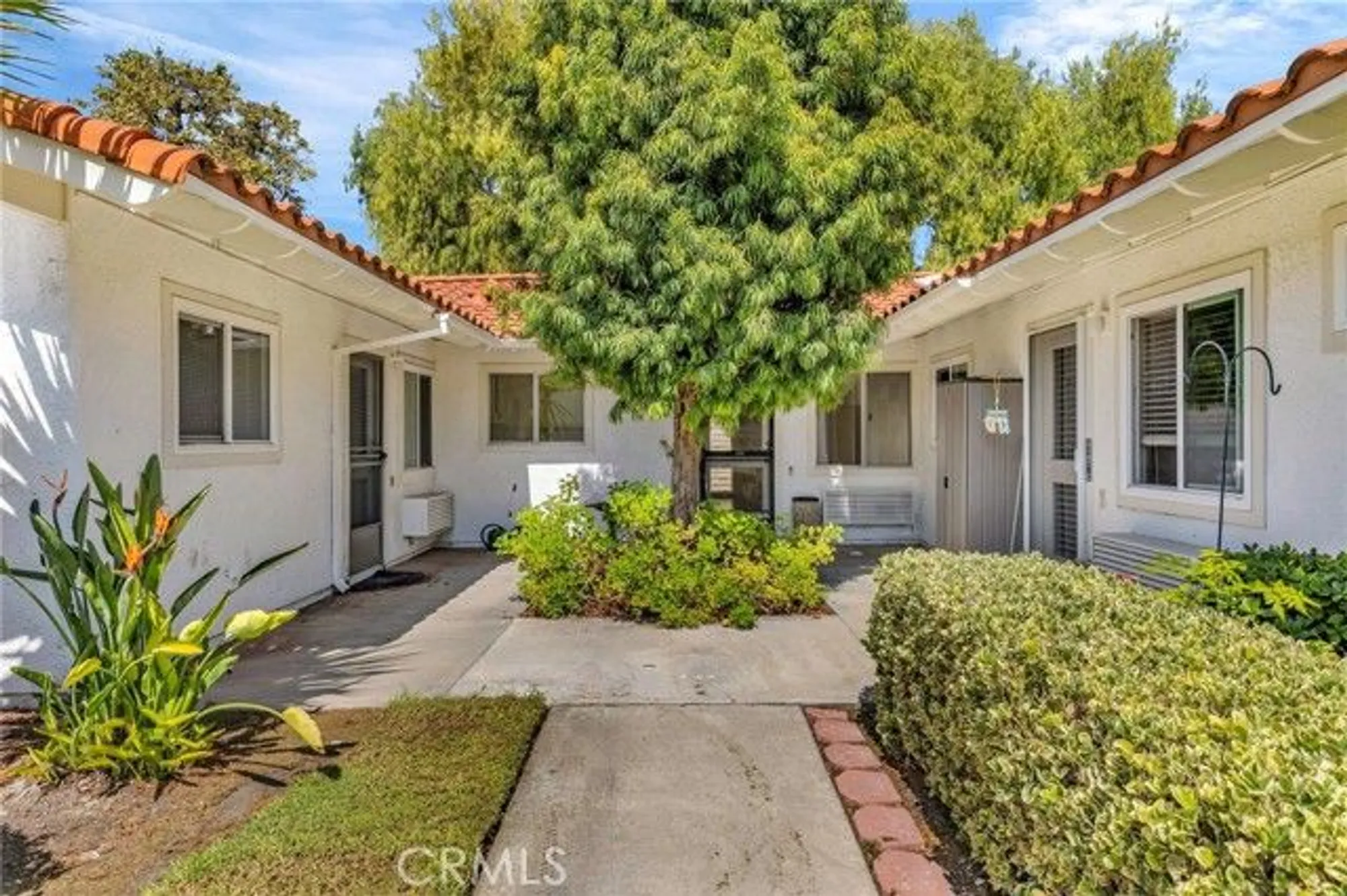 Property Slideshow image 18 of 20 | 2197 via mariposa e unit e b, Laguna Woods, CA, 92637