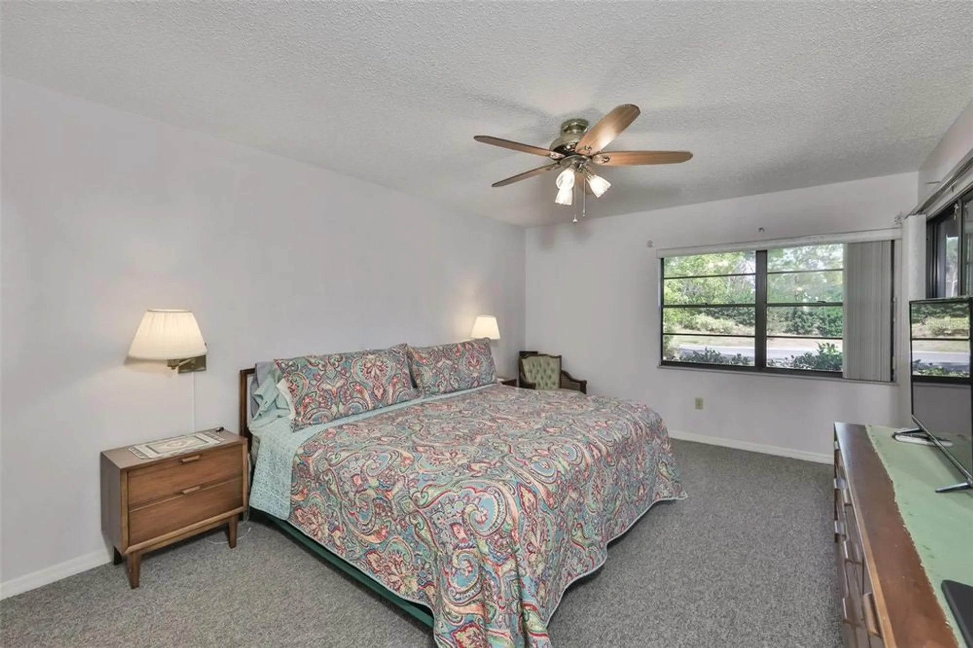 Property Slideshow image 21 of 46 | 1305 spry ct, Sun City Center, FL, 33573