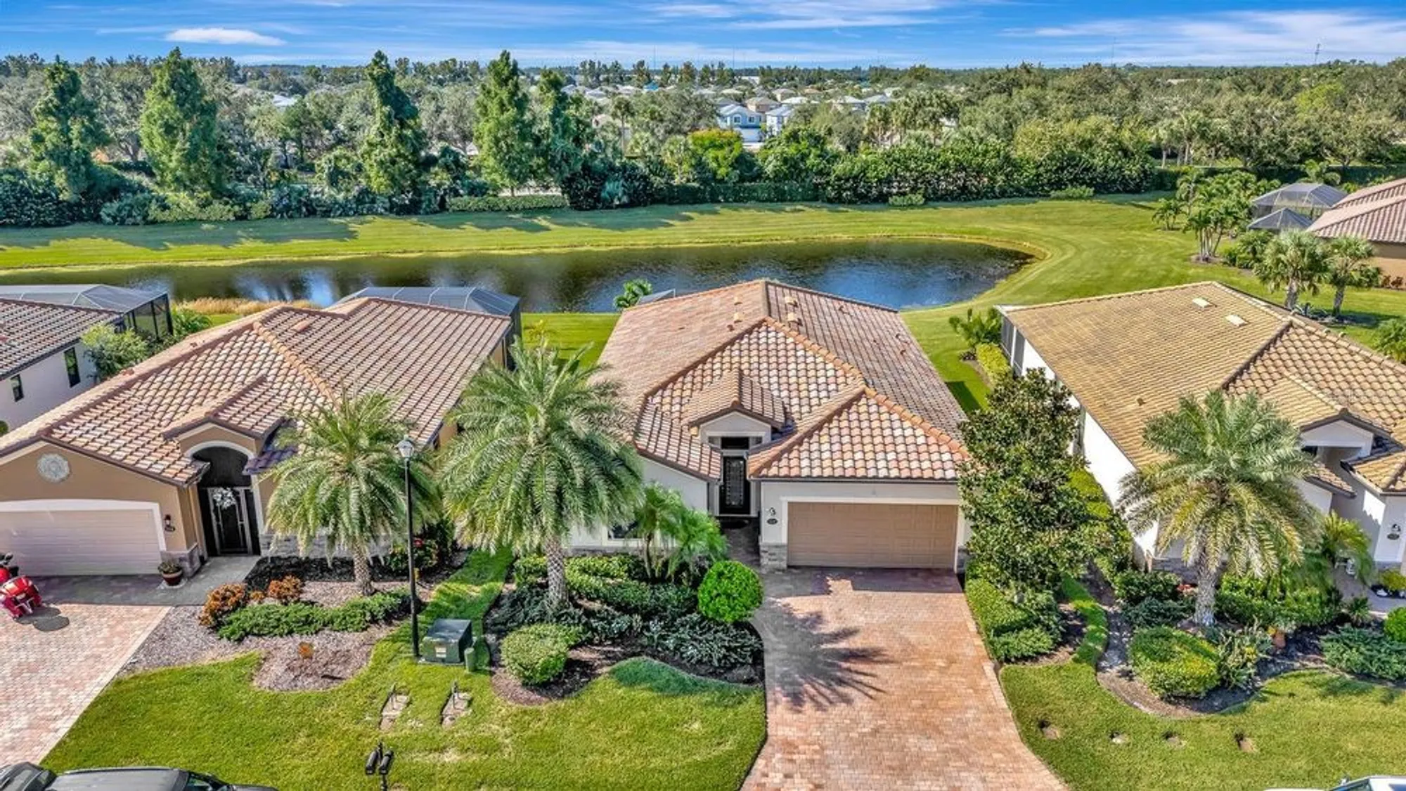 Property Slideshow image 4 of 82 | 7112 marsh view ter, Bradenton, FL, 34212