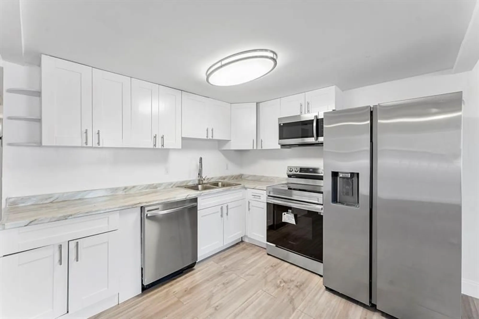 Property Slideshow image 20 of 33 | 1052 hythe c # 1052, Boca Raton, FL, 33434