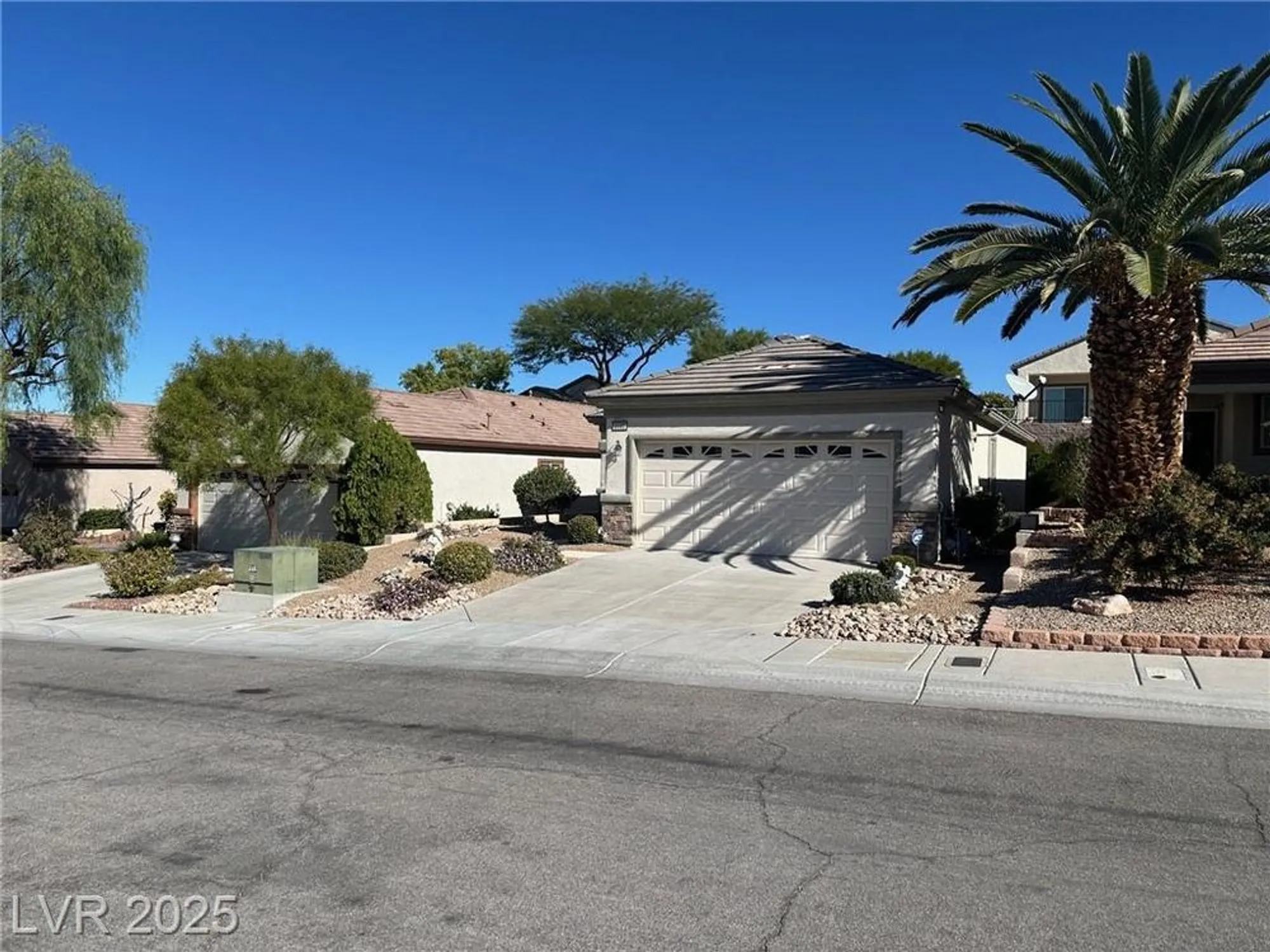 Property Slideshow image 3 of 31 | 2330 garnet star st, Henderson, NV, 89044