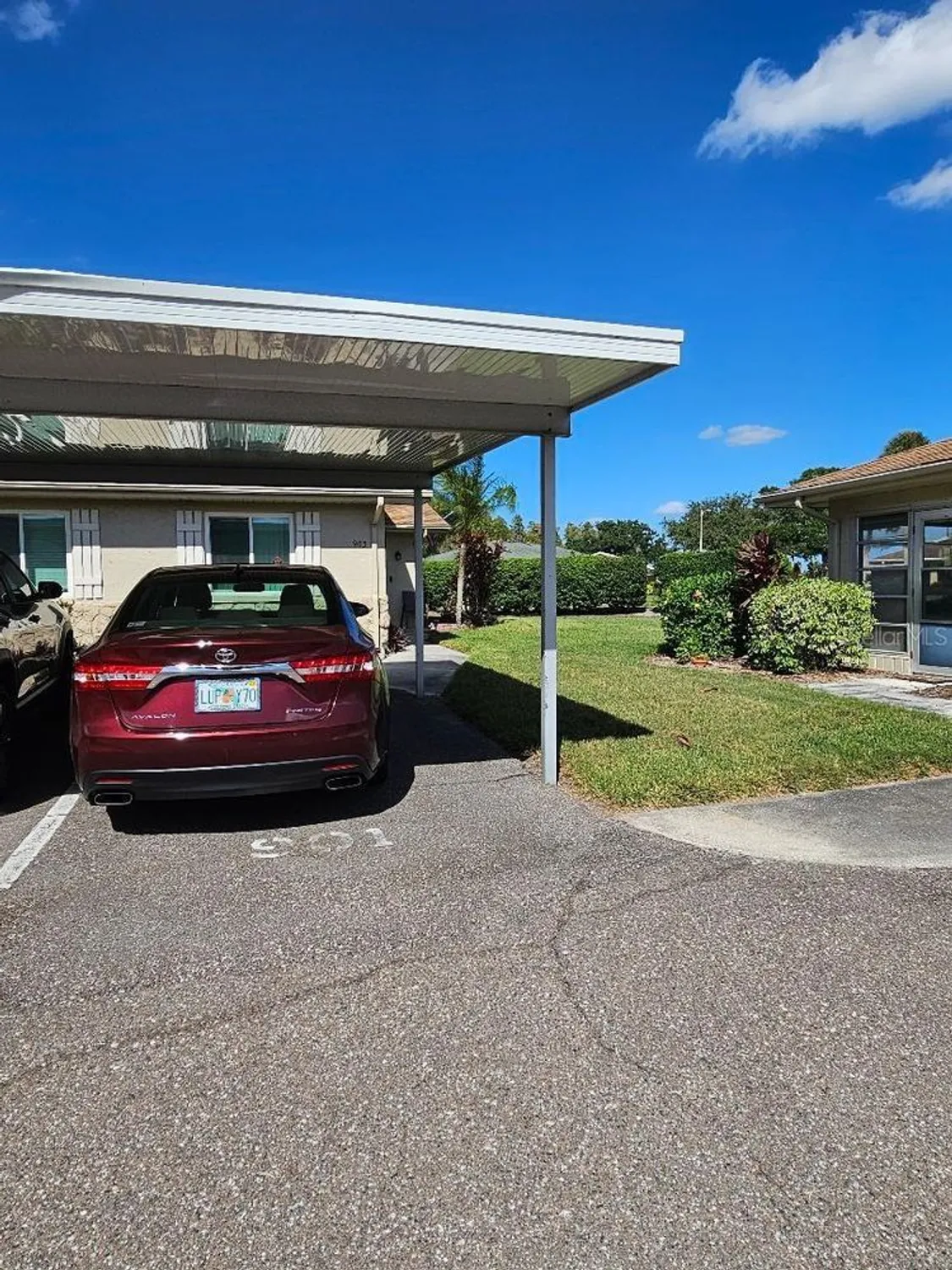 Property Slideshow image 8 of 72 | 901 hendon ct, Sun City Center, FL, 33573