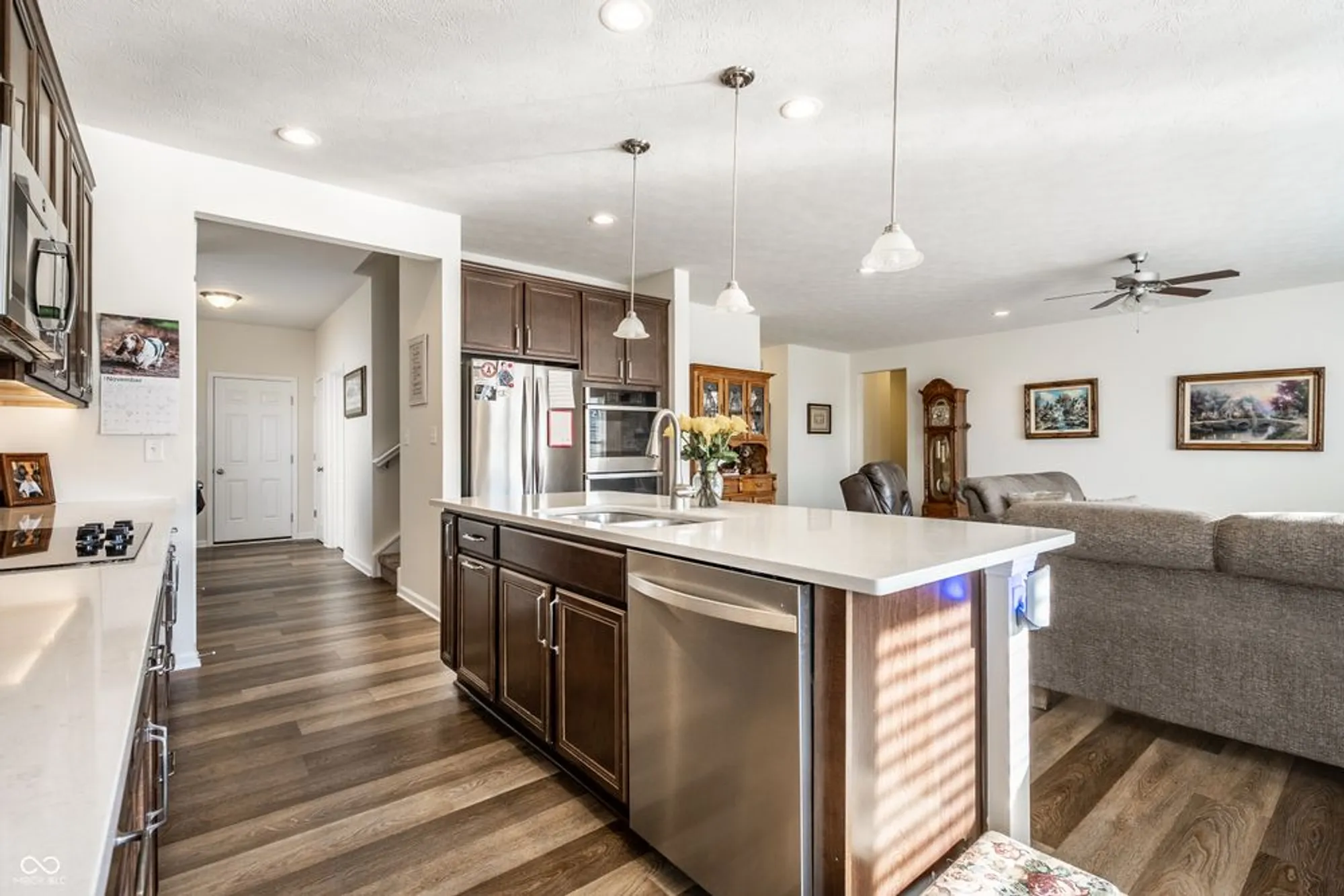 Property Slideshow image 13 of 33 | 11655 flynn pl, Noblesville, IN, 46060