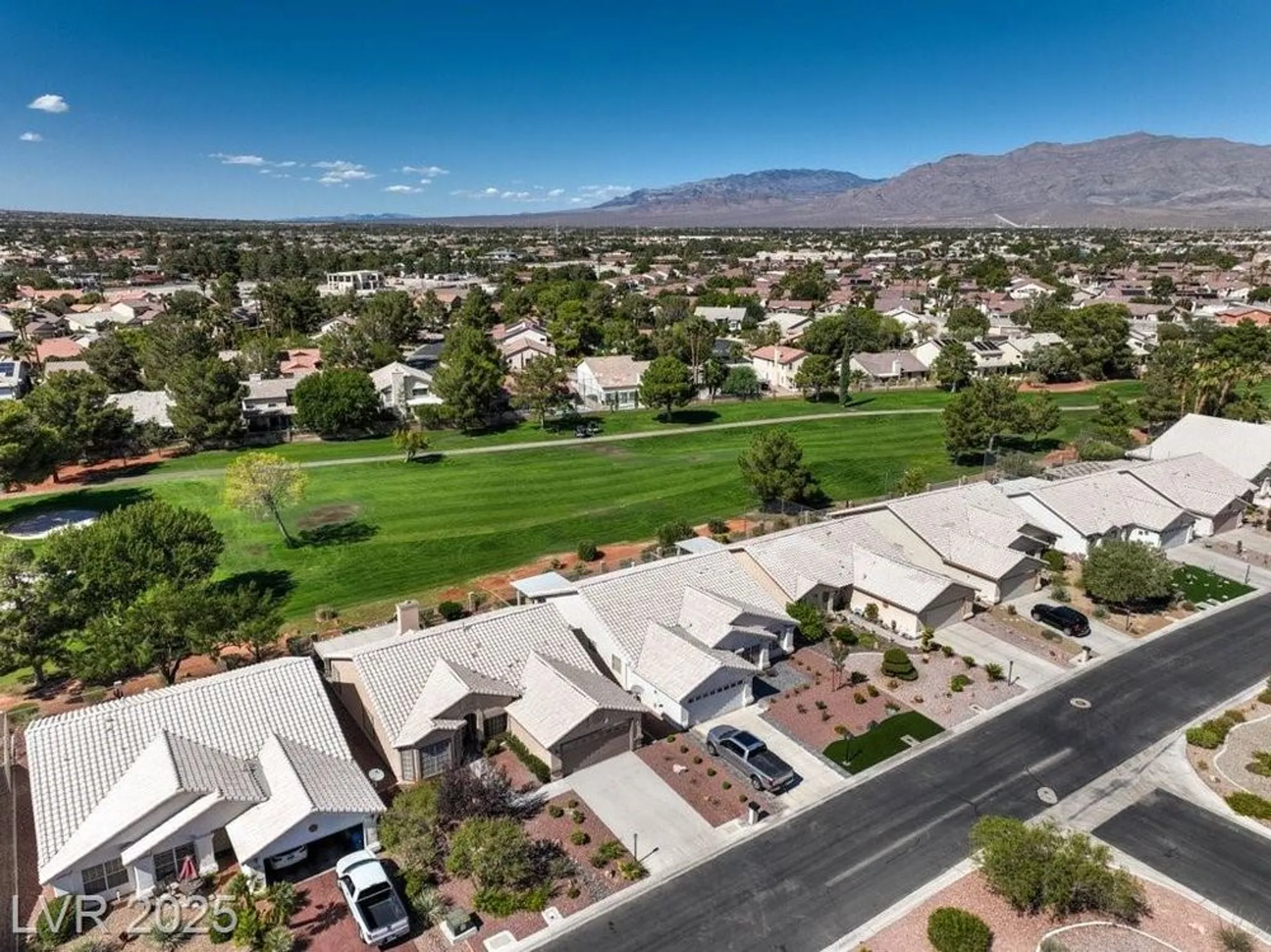 Property Slideshow image 47 of 63 | 5433 honey mesquite ln, Las Vegas, NV, 89130