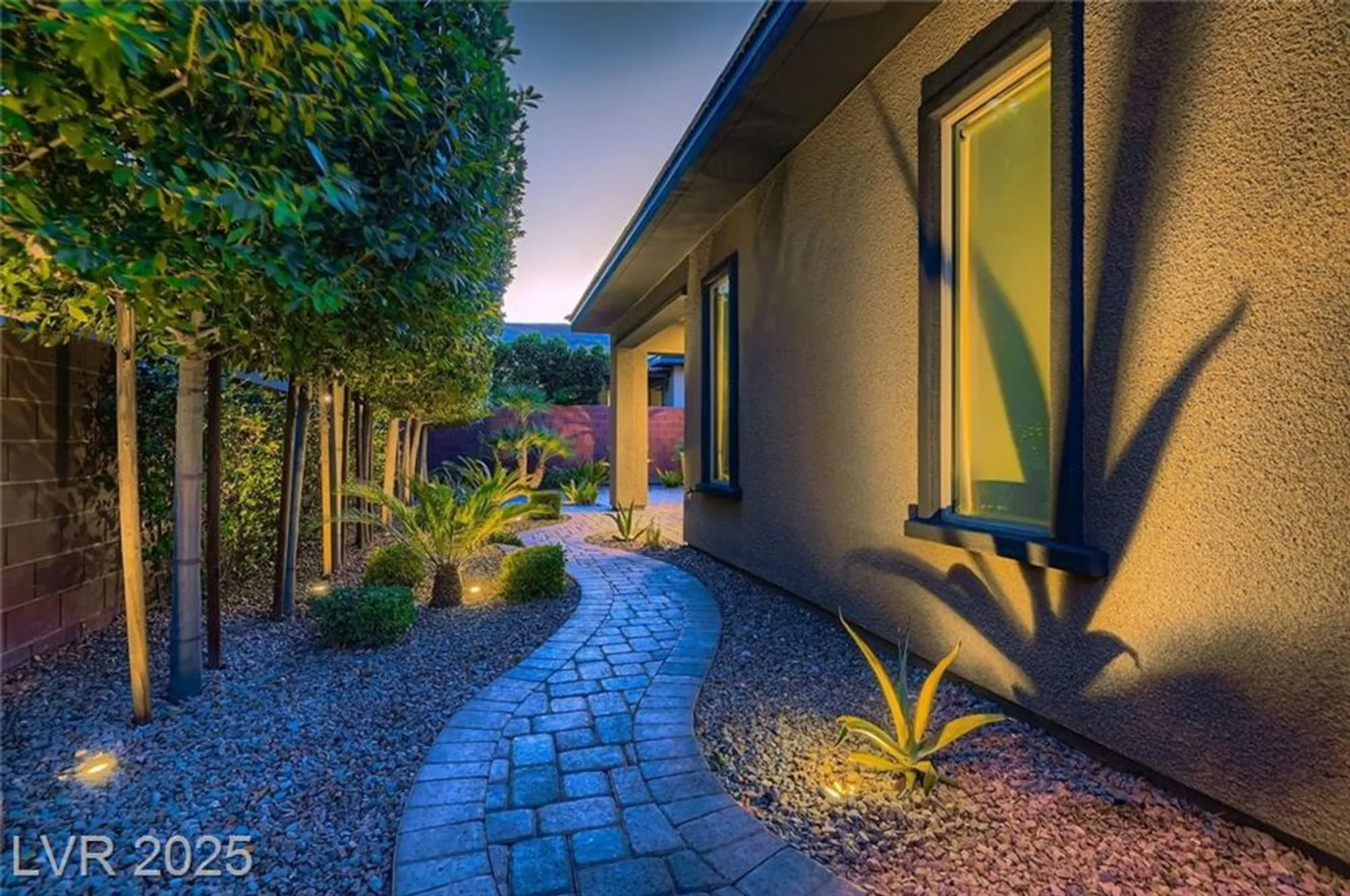 Property Slideshow image 31 of 45 | 9889 gemstone sunset ave, Las Vegas, NV, 89148