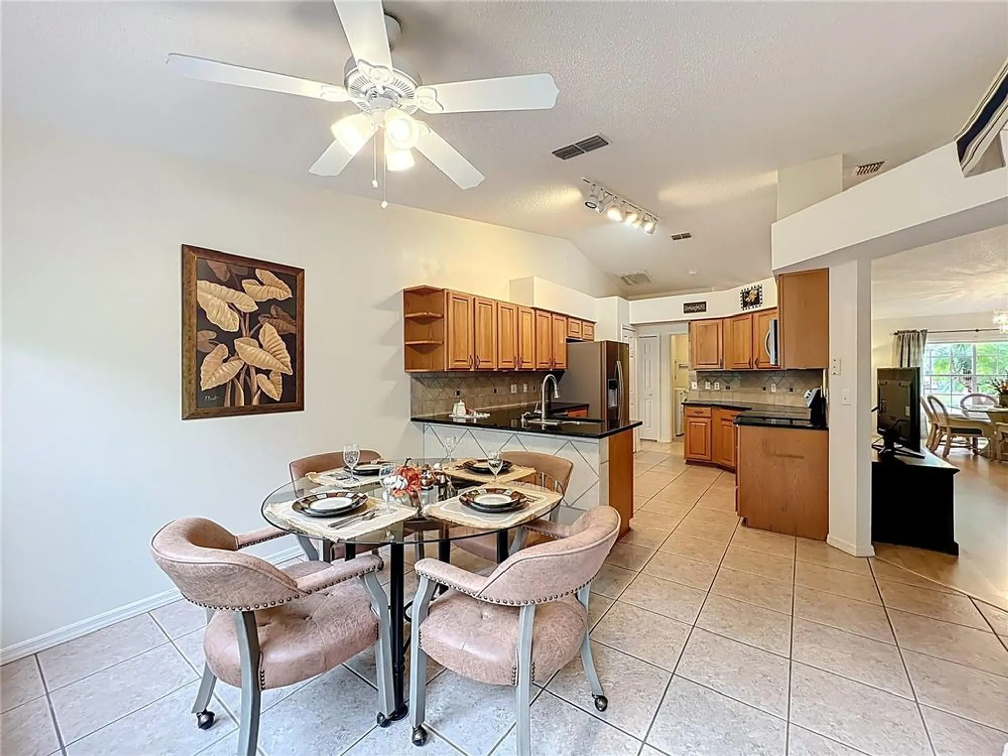 Property Slideshow image 13 of 58 | 5053 el destino dr, Leesburg, FL, 34748