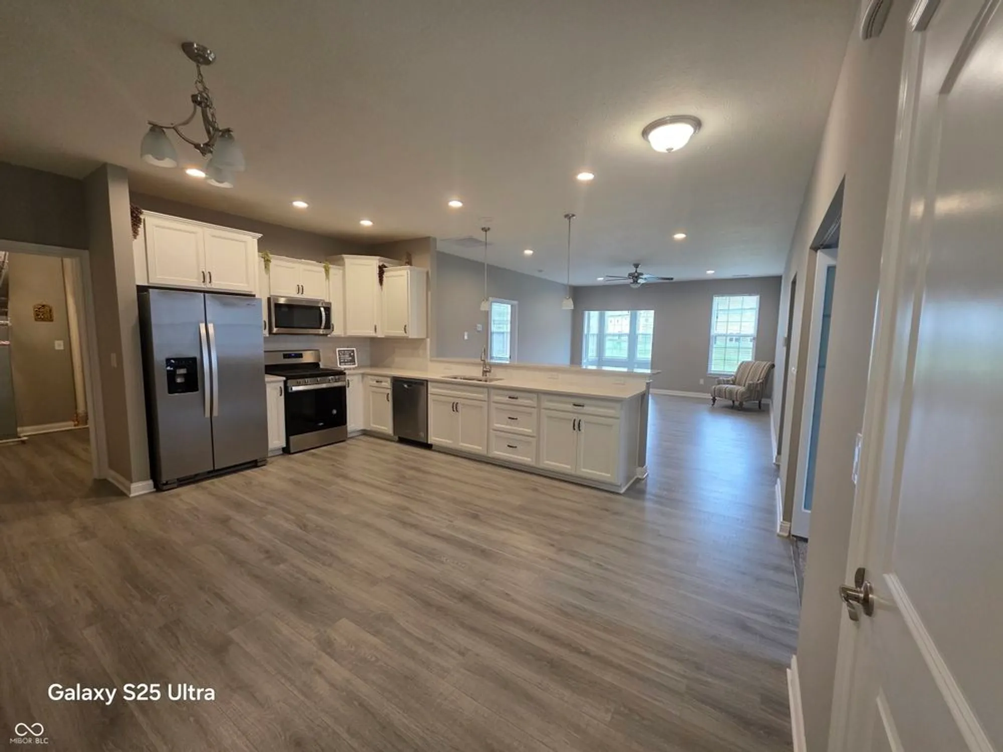 Property Slideshow image 9 of 27 | 9106 hedley way, Avon, IN, 46123