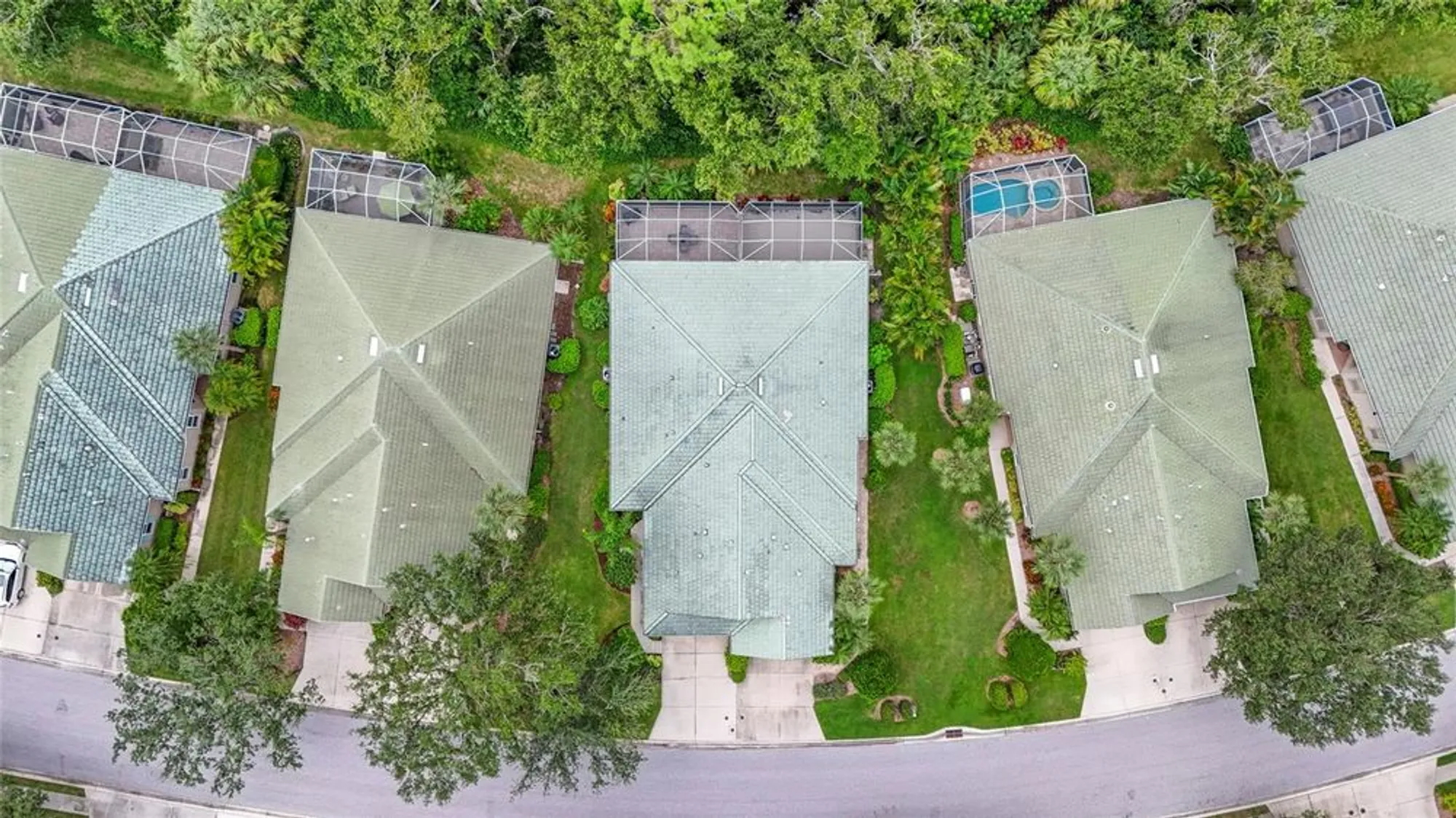 Property Slideshow image 50 of 54 | 4840 lakescene pl, Sarasota, FL, 34243