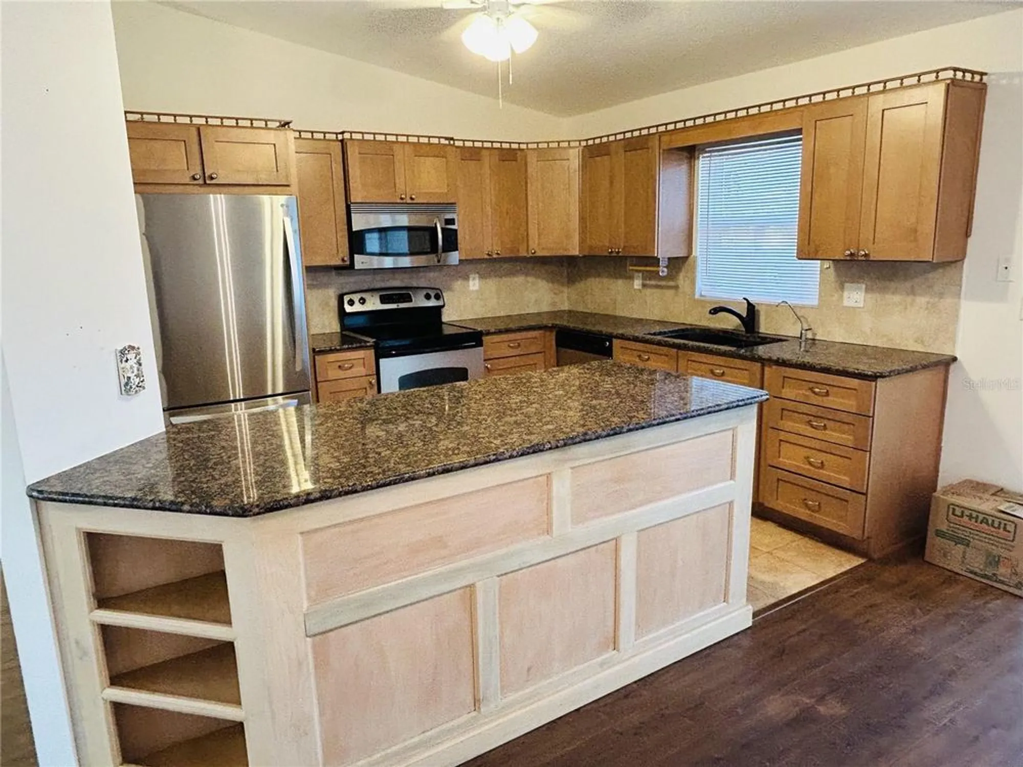 Property Slideshow image 5 of 19 | 1421 heather ridge blvd # 1421, Dunedin, FL, 34698