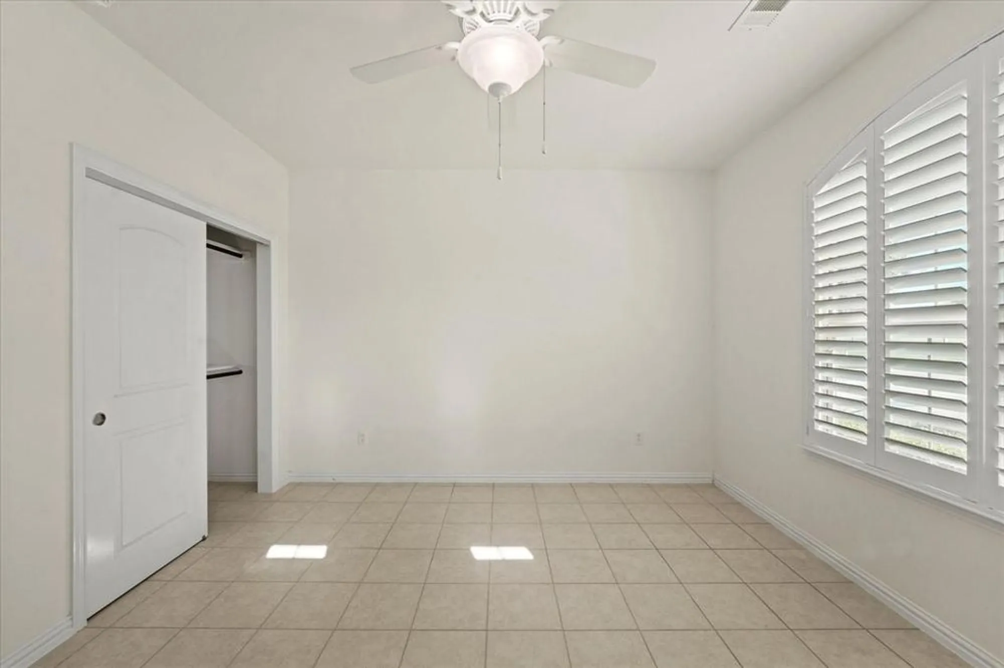 Property Slideshow image 18 of 40 | 8800 freeport dr, Denton, TX, 76207