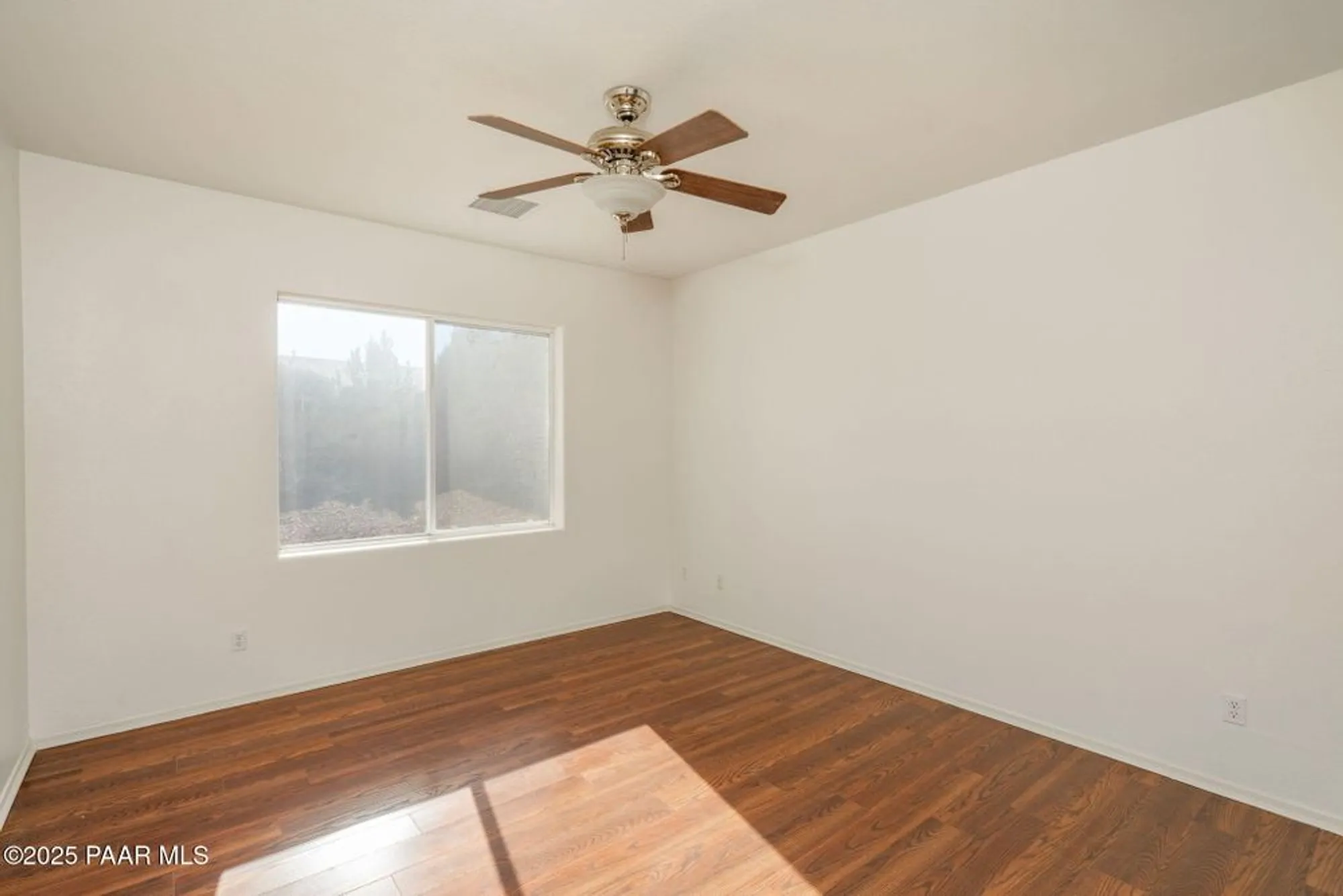 Property Slideshow image 18 of 36 | 7677 e shimmer ln, Prescott Valley, AZ, 86315