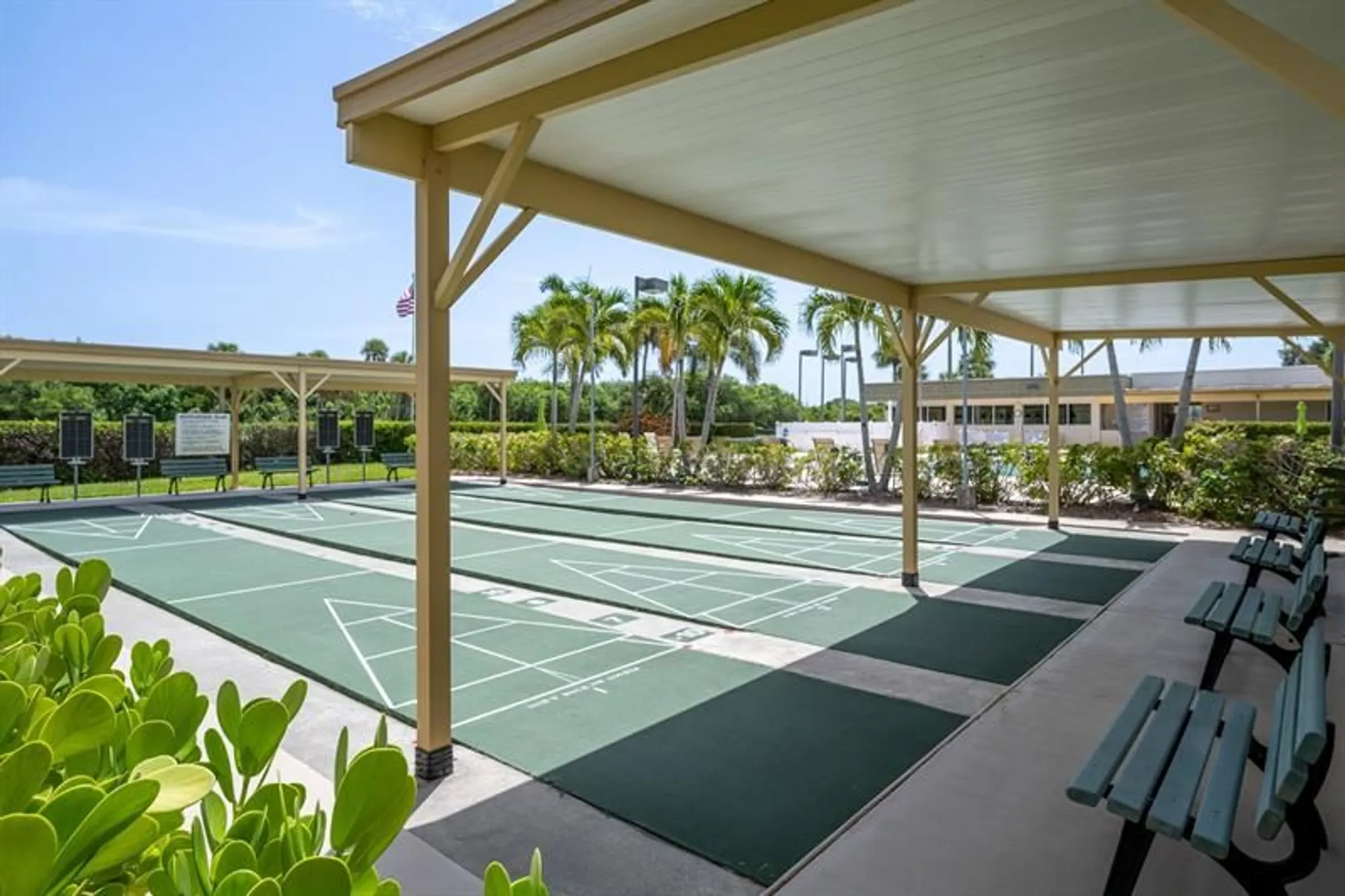 Property Slideshow image 24 of 34 | 44 vista gardens trl apt 206, Vero Beach, FL, 32962