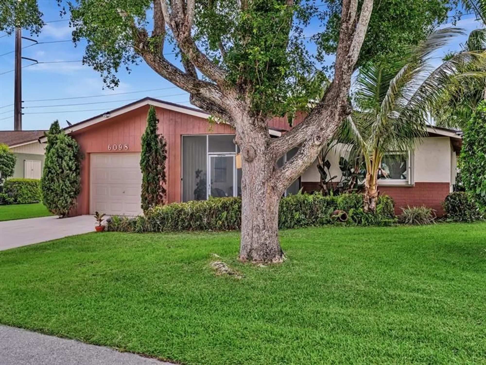 Property Slideshow image 75 of 77 | 6098 stanley ln, Delray Beach, FL, 33484